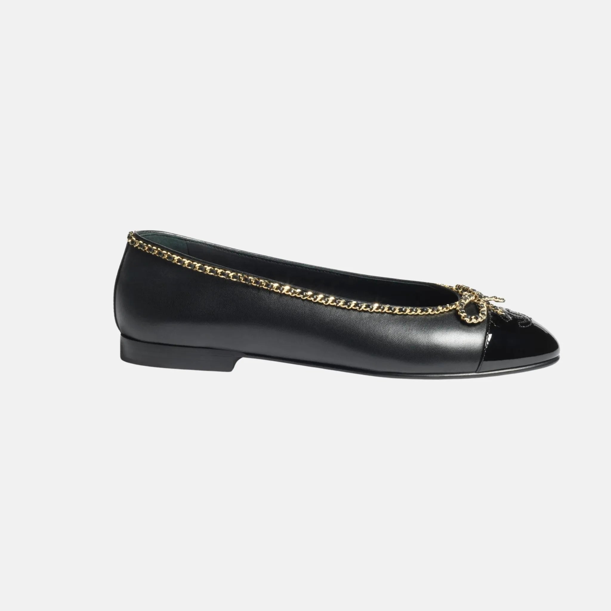 Chanel Ballerinas in Lambskin and Varnished Calfskin, Side