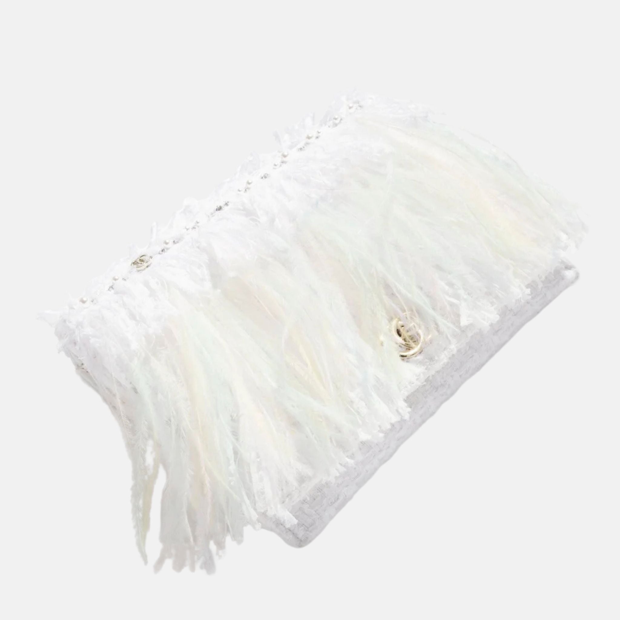 Chanel Clutch In Tweed Feathers Pearls & Gold Tone Metal White, Close