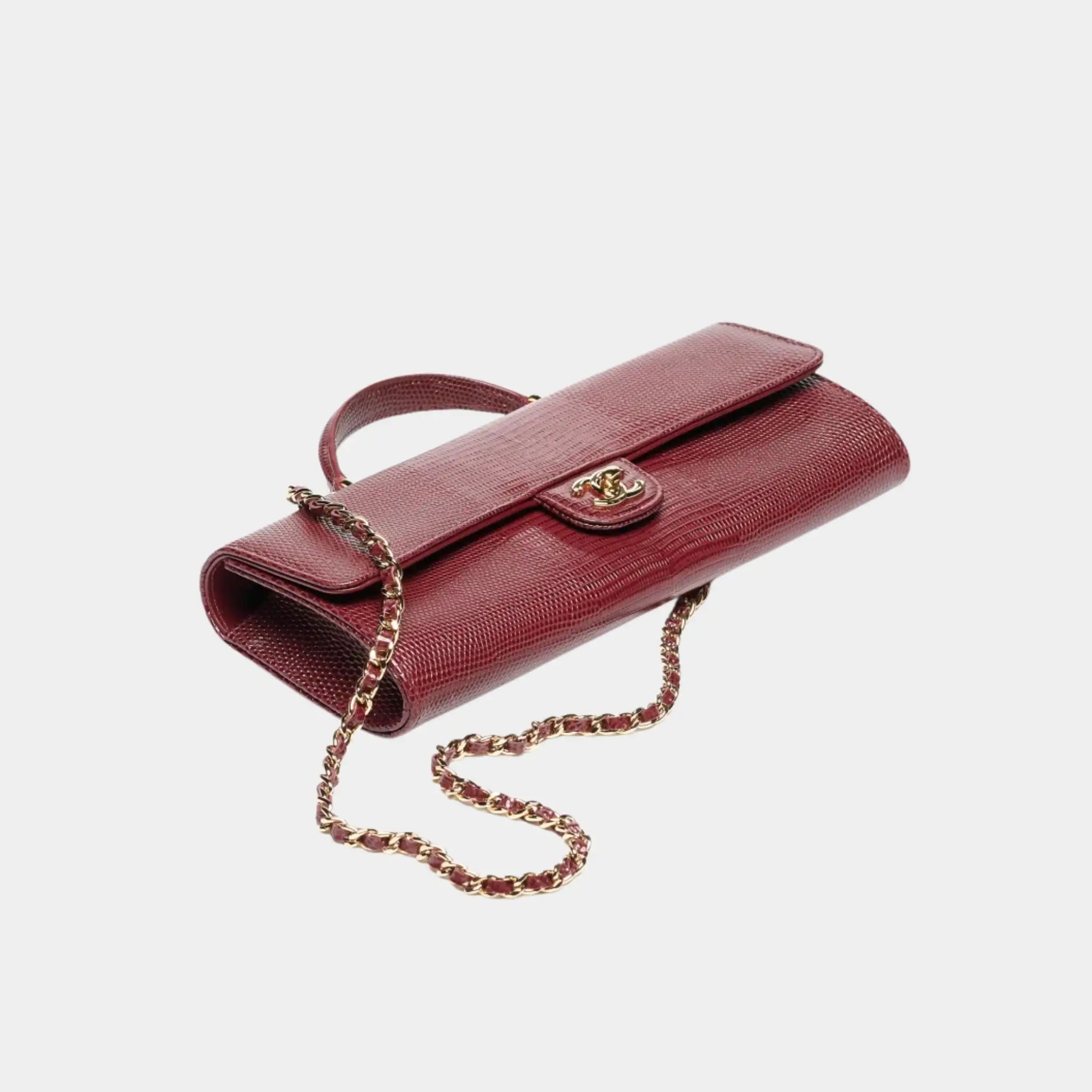 Chanel Clutch with chain in Dark Burgundy Lizard Embossed Calfskin, Top