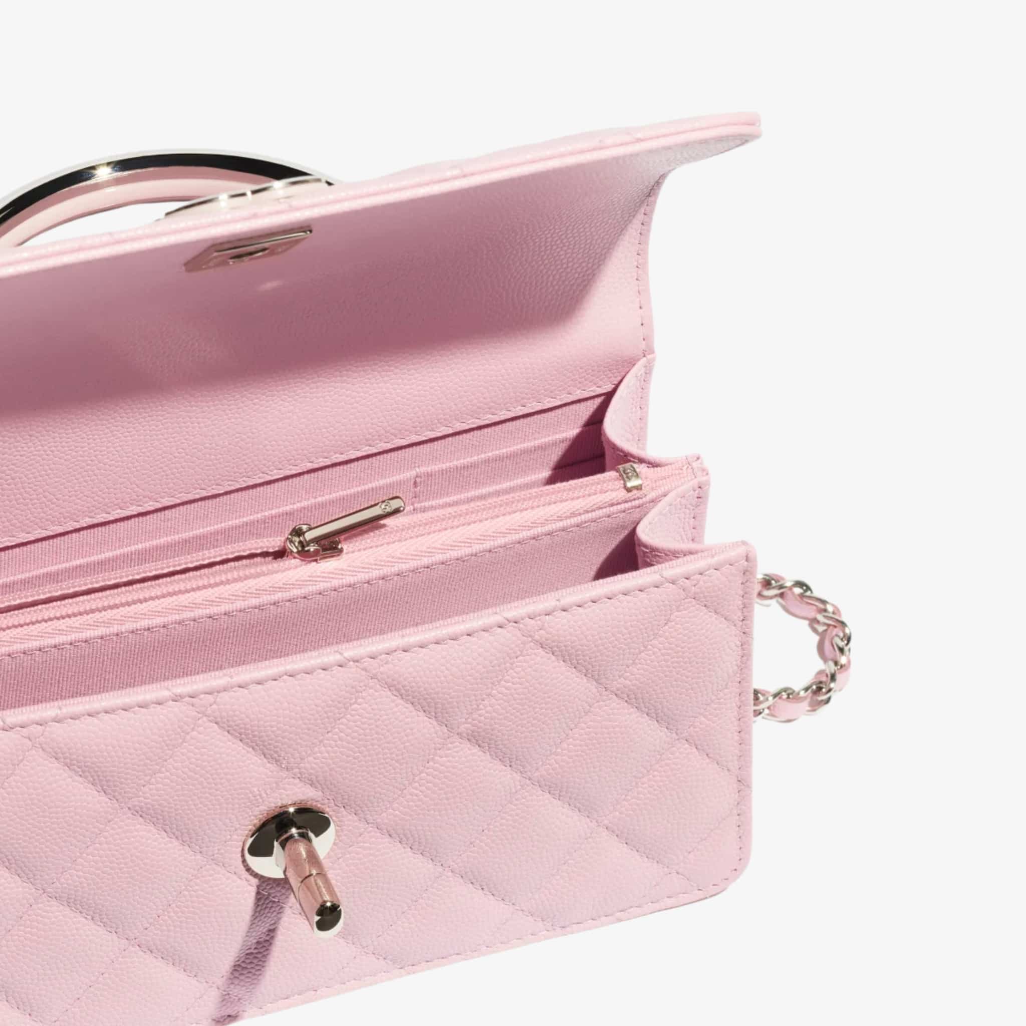 Chanel Clutch with Chain Shiny grained Calsfkin Resin & Silver-Tone Metal, Light Pink, Open