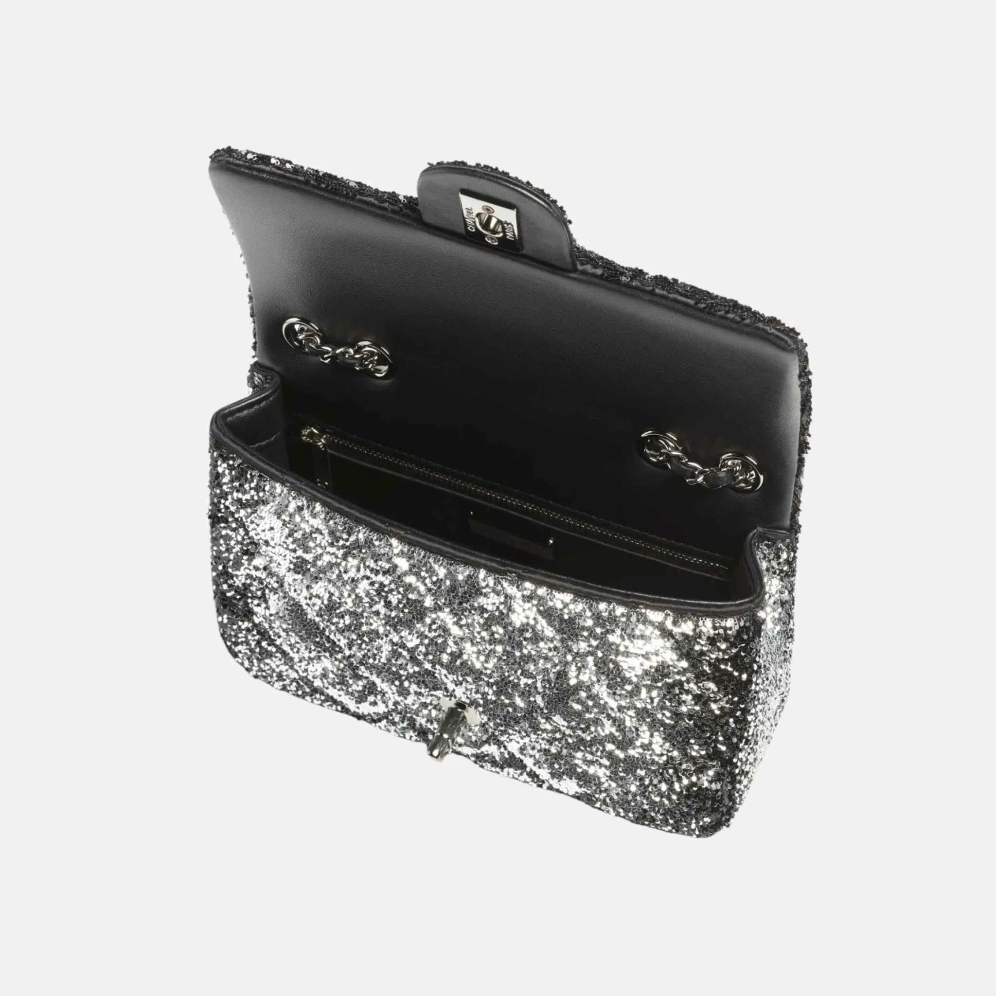 Chanel Flap Bag in Quilted Gradient Sequins and Ruthenium, Inside