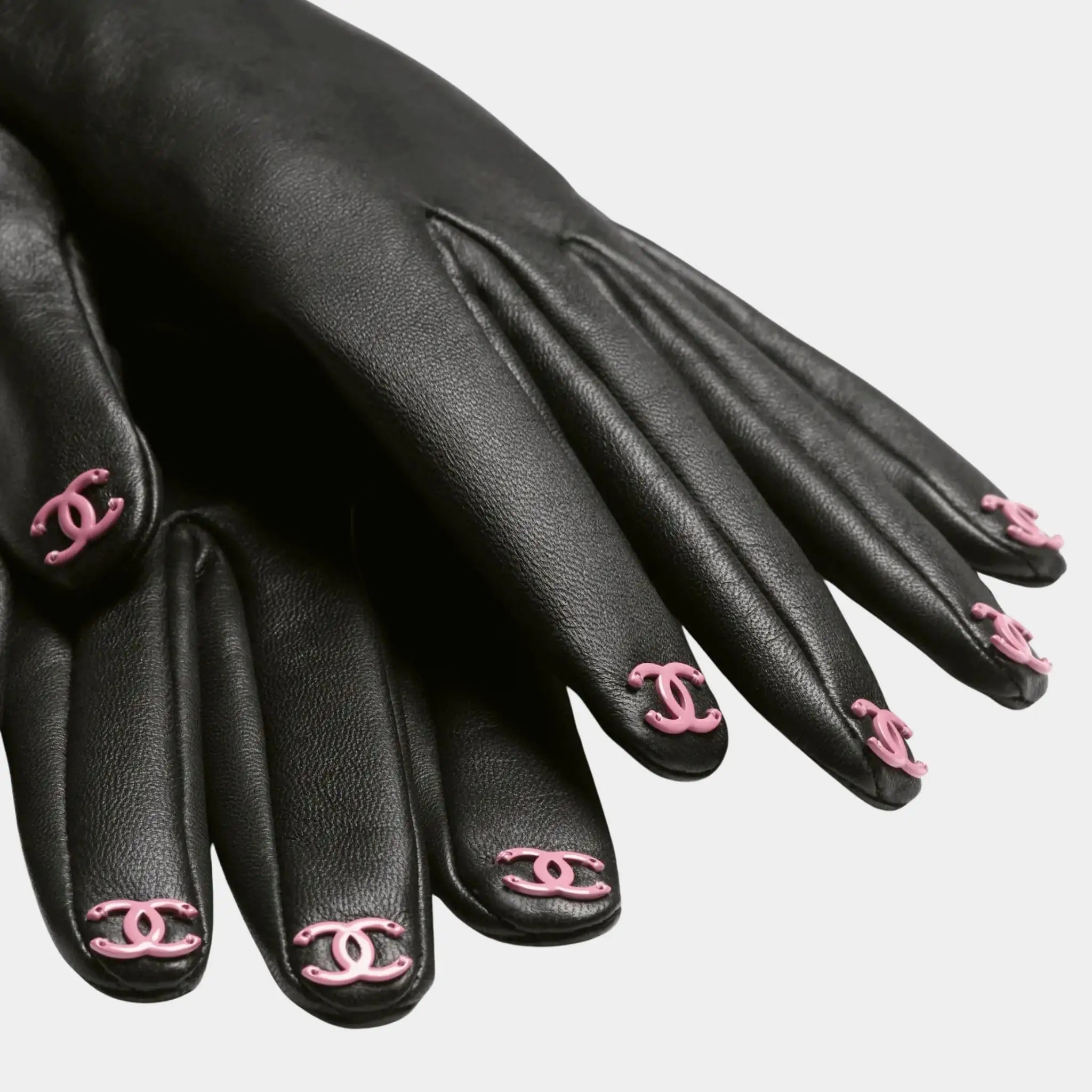 Hand Gloves Lamb Black, Pink, Closeup