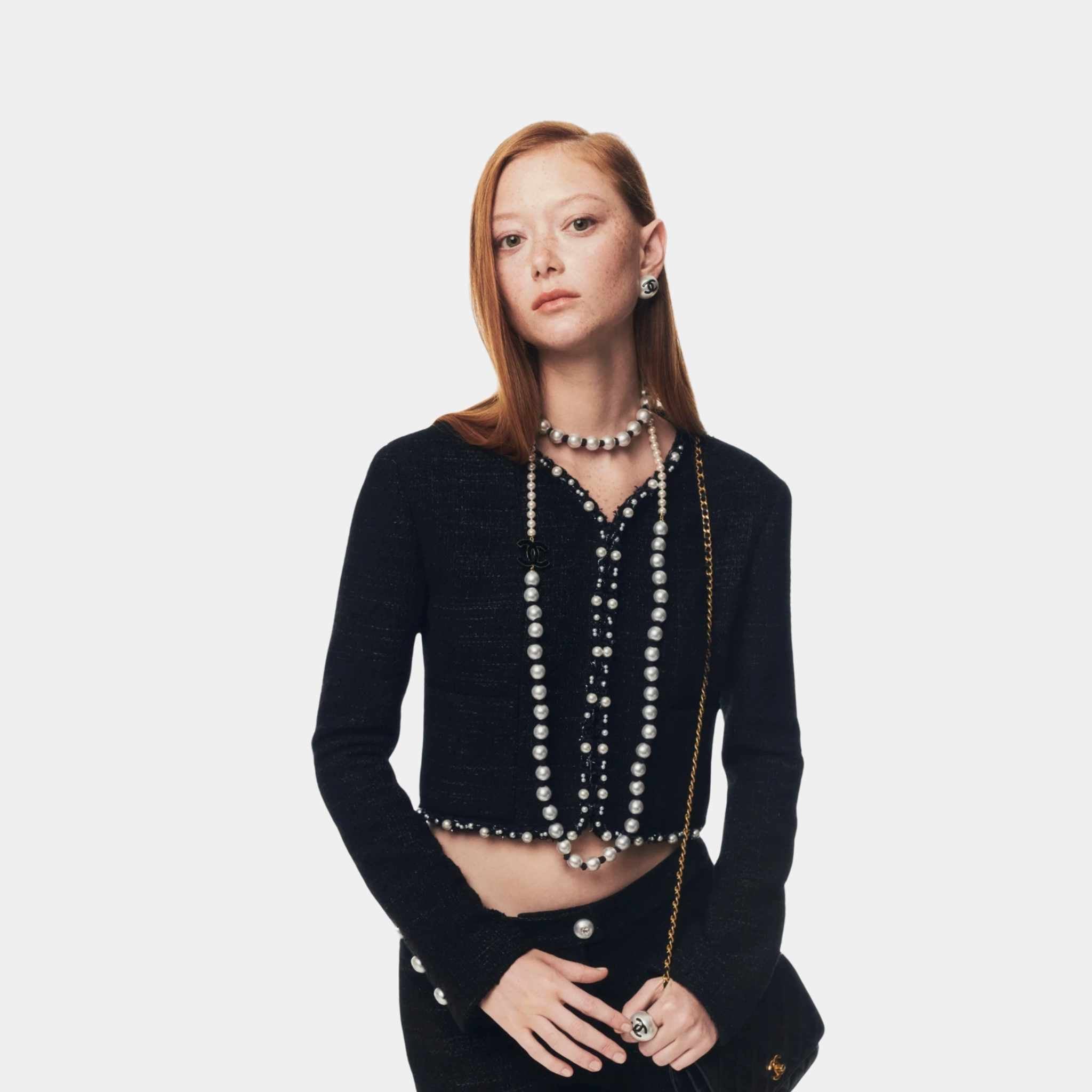 Chanel Jacket Tweed & Imitation Pearls Black & White, Front, Closeup