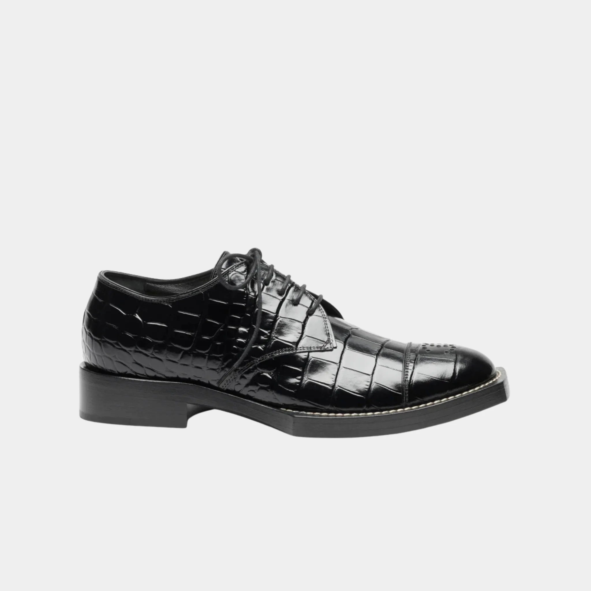 Chanel Lace-Up Shoes in Crocodile Embossed Patent Calfskin, Black, Side