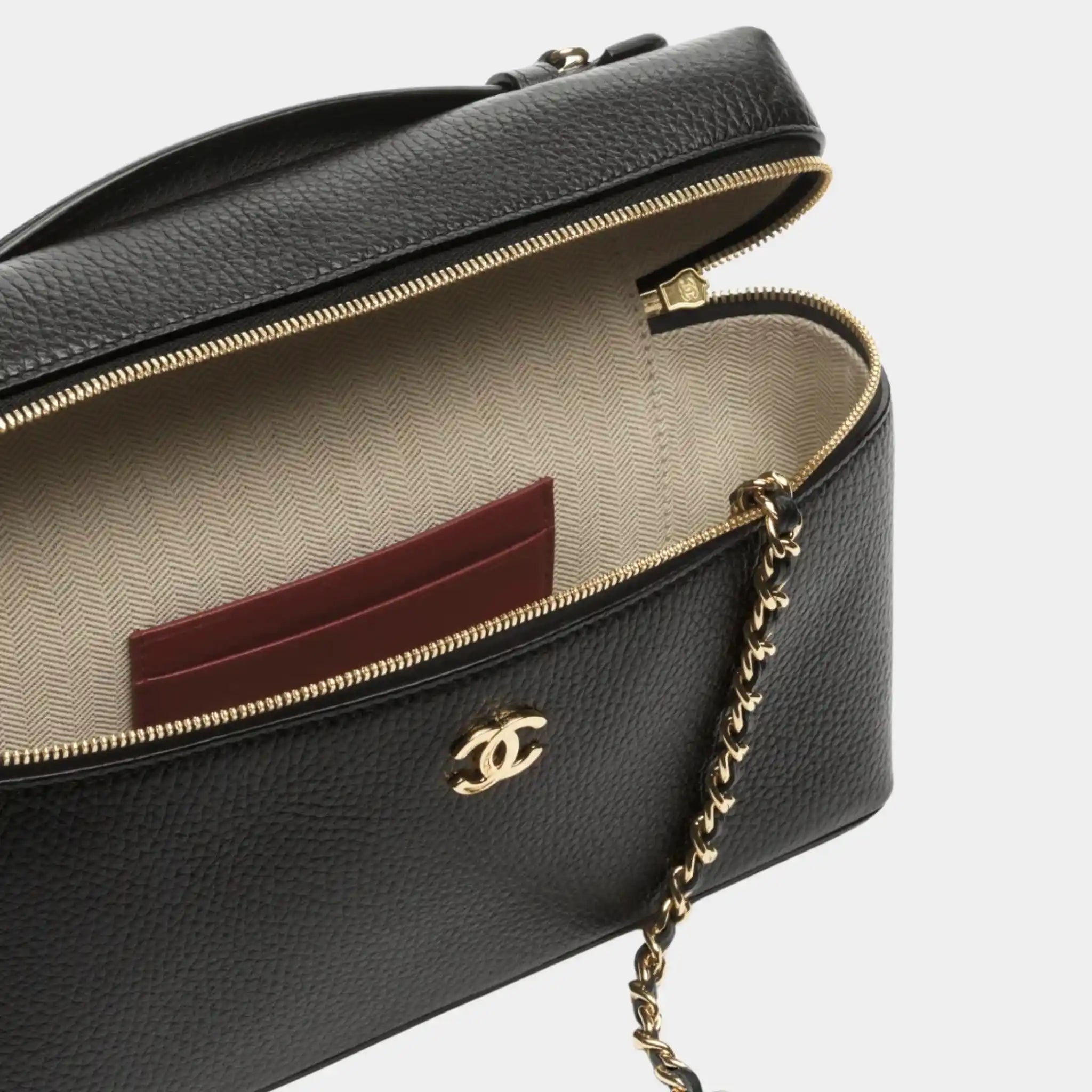 Chanel Large Vanity with chain in Black Grained Calfskin, Top