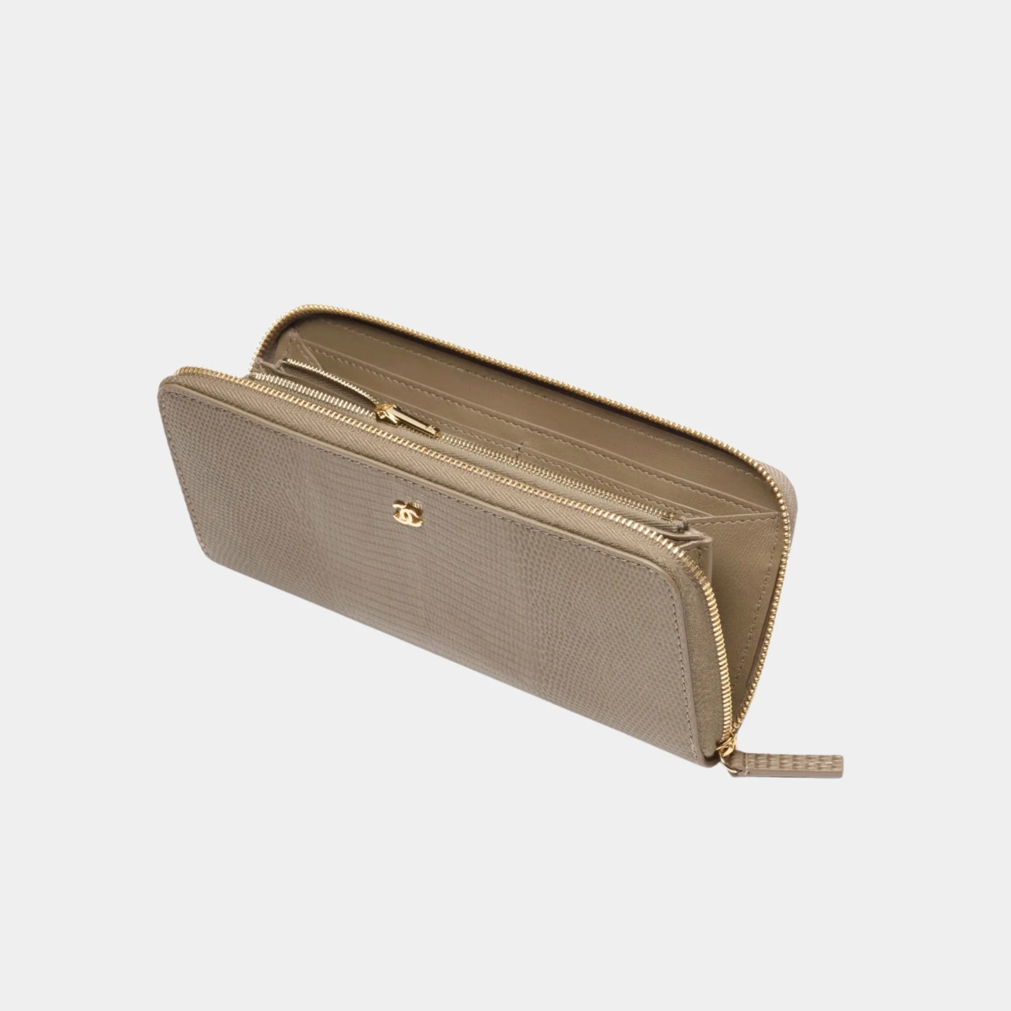 Chanel Long Zipped Wallet in Dark Khaki Lizard Embossed Calfskin, Inside