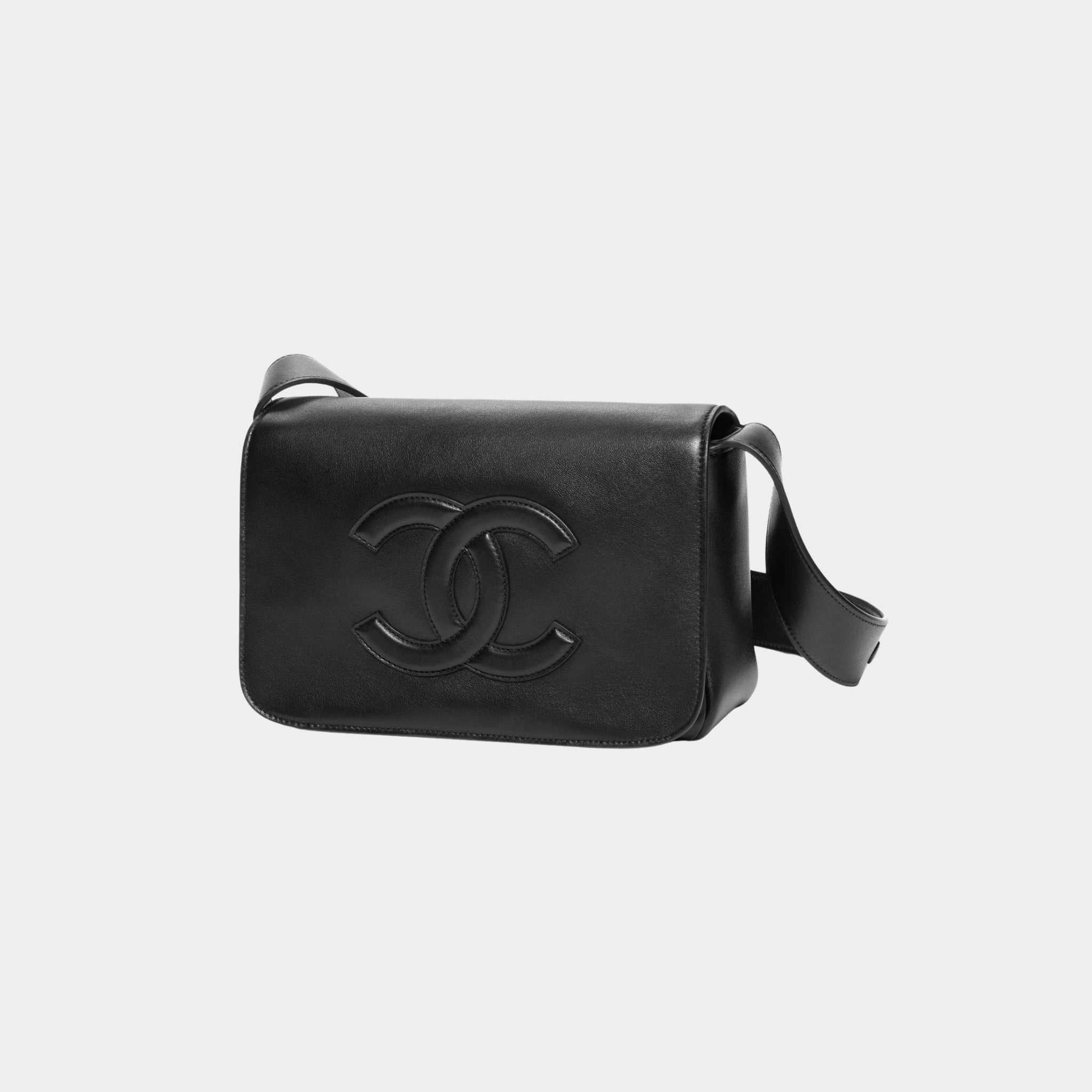 Chanel Messenger Bag Lamb Black, Front