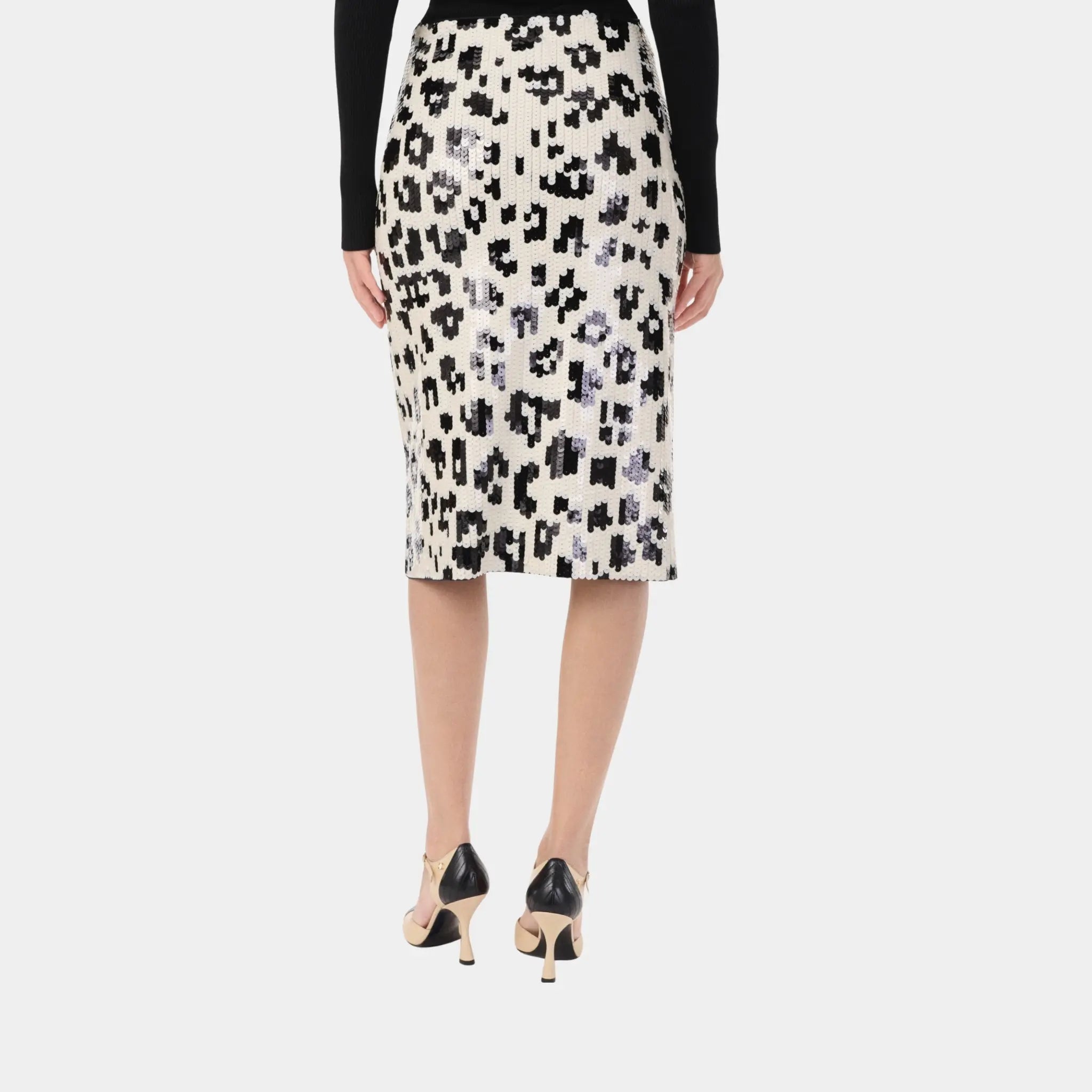 Chanel Midi Skirt in Ecru & Black Mixed Fibres, Back