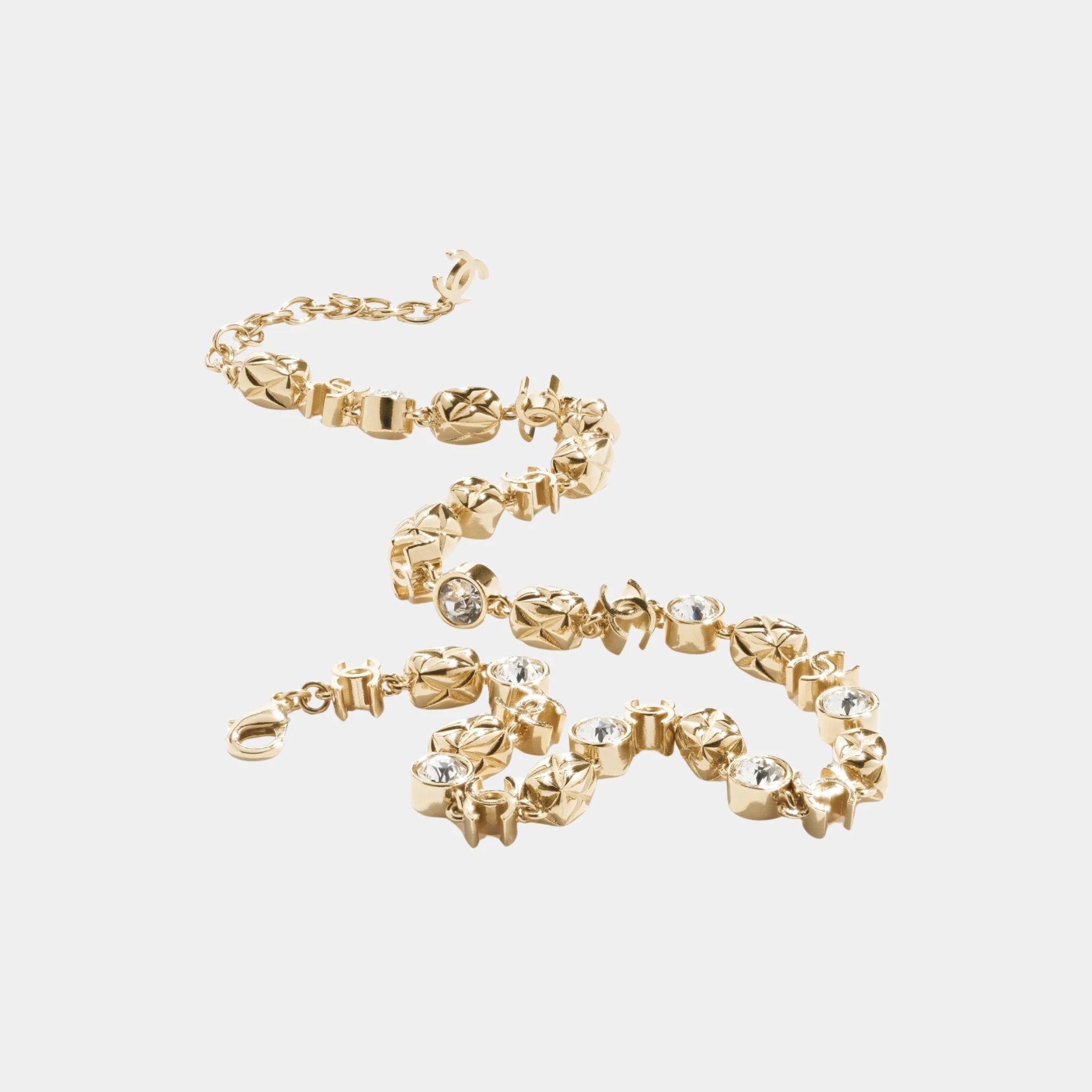 Chanel Necklace in Gold Metal & Diamantes with CC Details, Close
