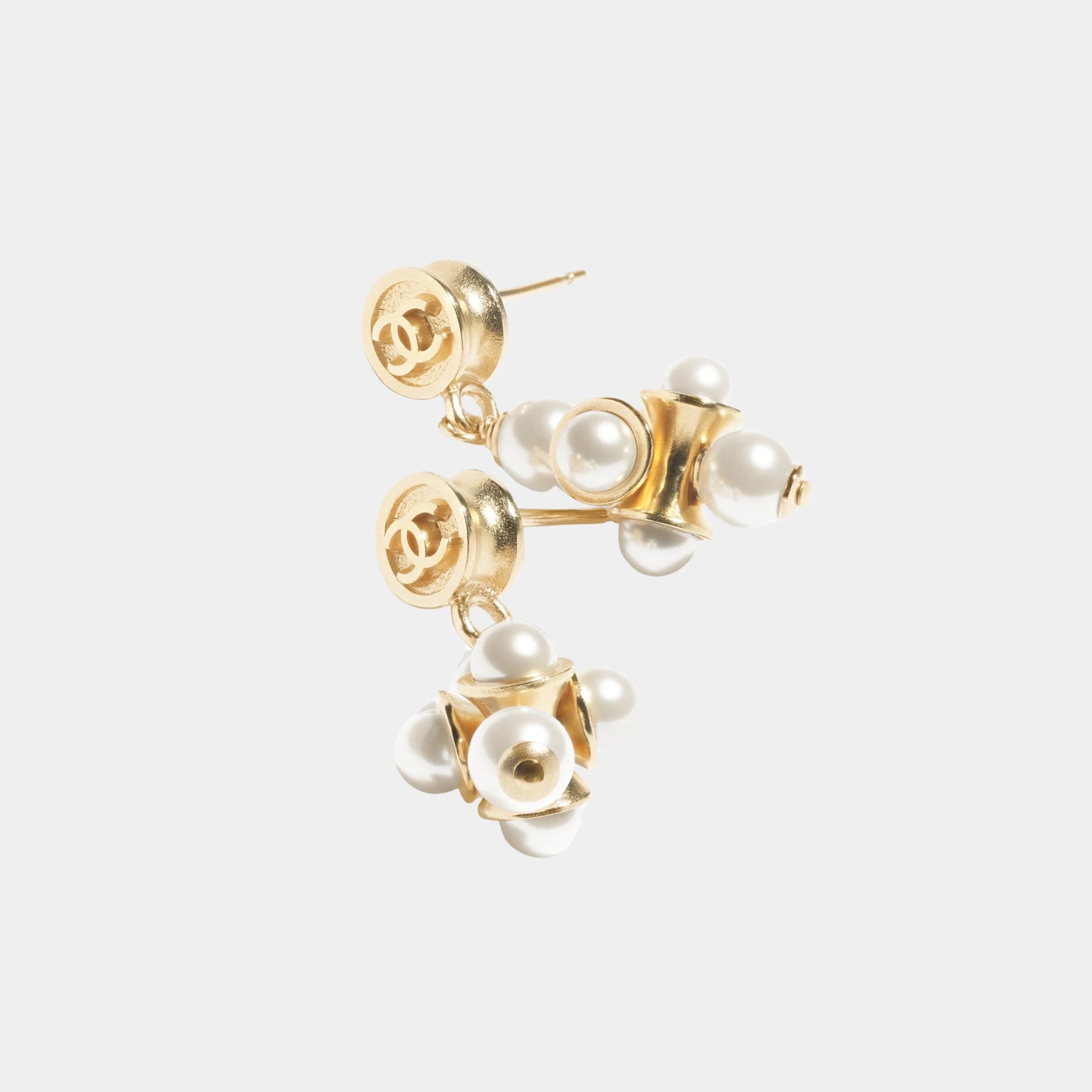 Chanel Pendant Earrings in Metal & Glass Pearls, Close