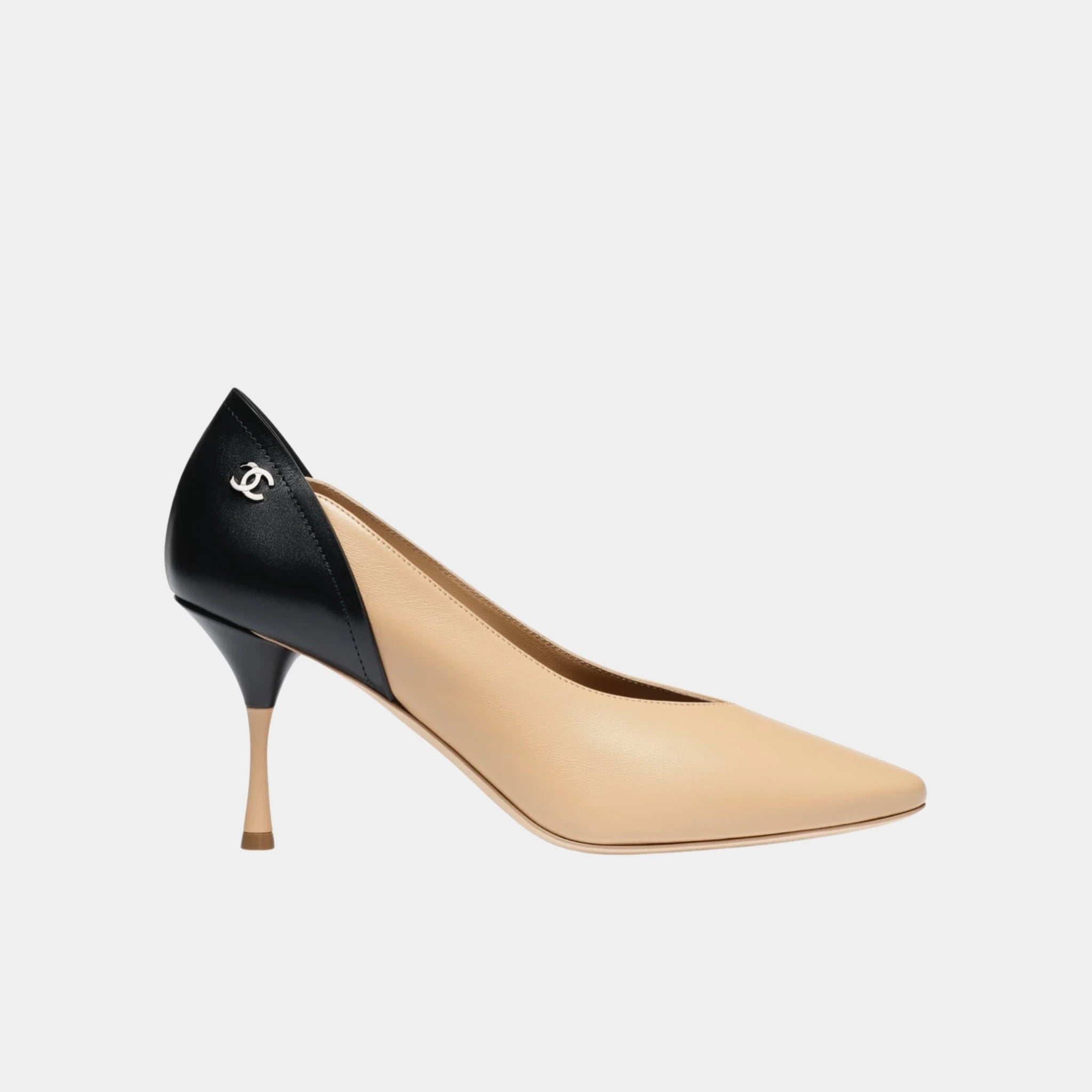 Chanel Pumps in Lambskin & Calfskin, Beige Black, Side