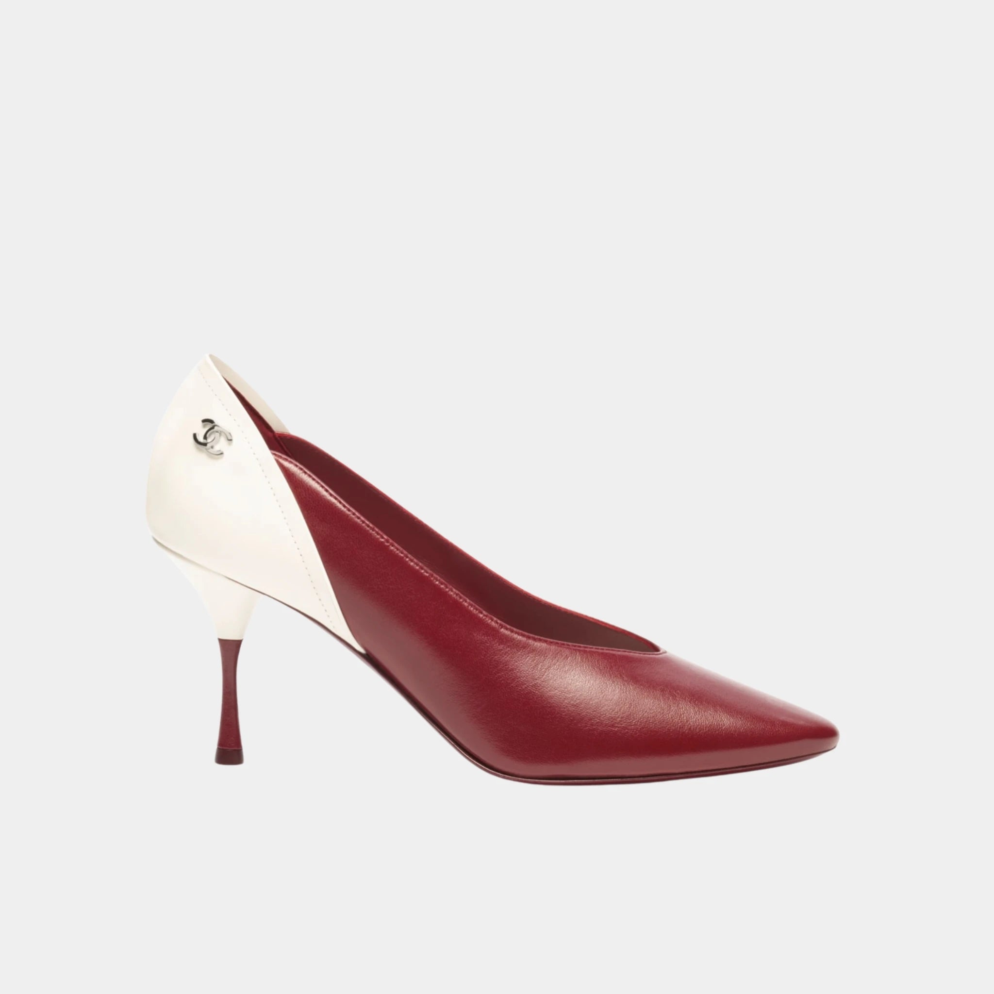 Chanel Pumps in Lambskin & Calfskin, Burgundy White, Side