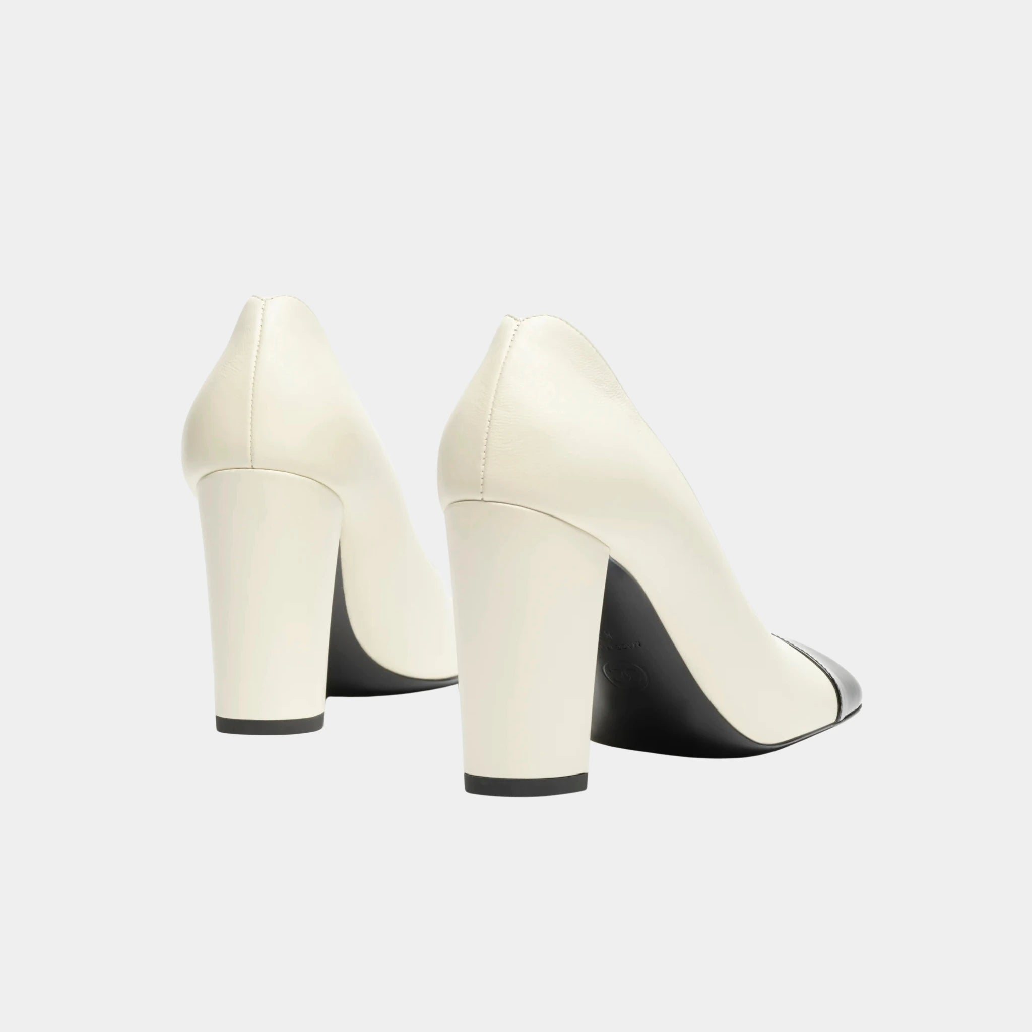 Chanel Pumps in Lambskin & Patent Calfskin, Ivory, Black, Back