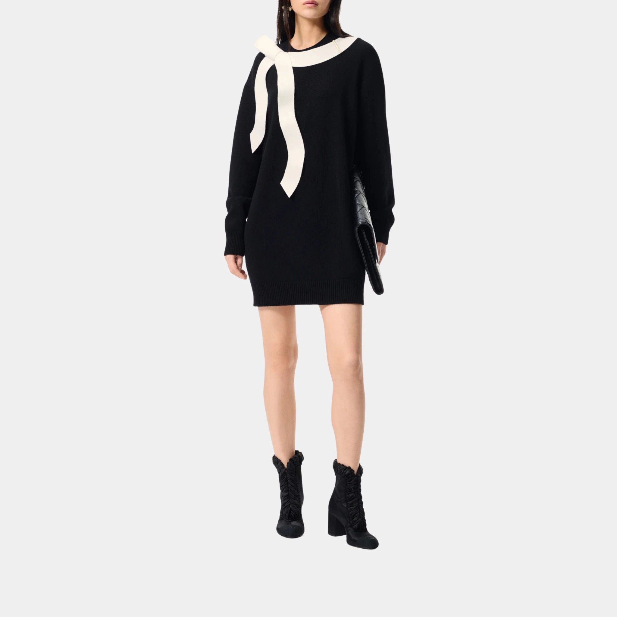 Chanel Short Dress in Cashmere, Black, Ecru, Front