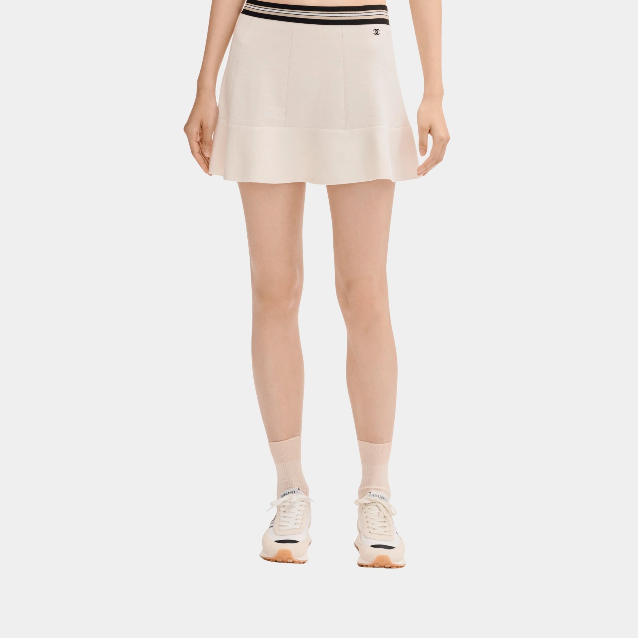Chanel Short Skirt in Ecru Cotton and Cashmere, Front