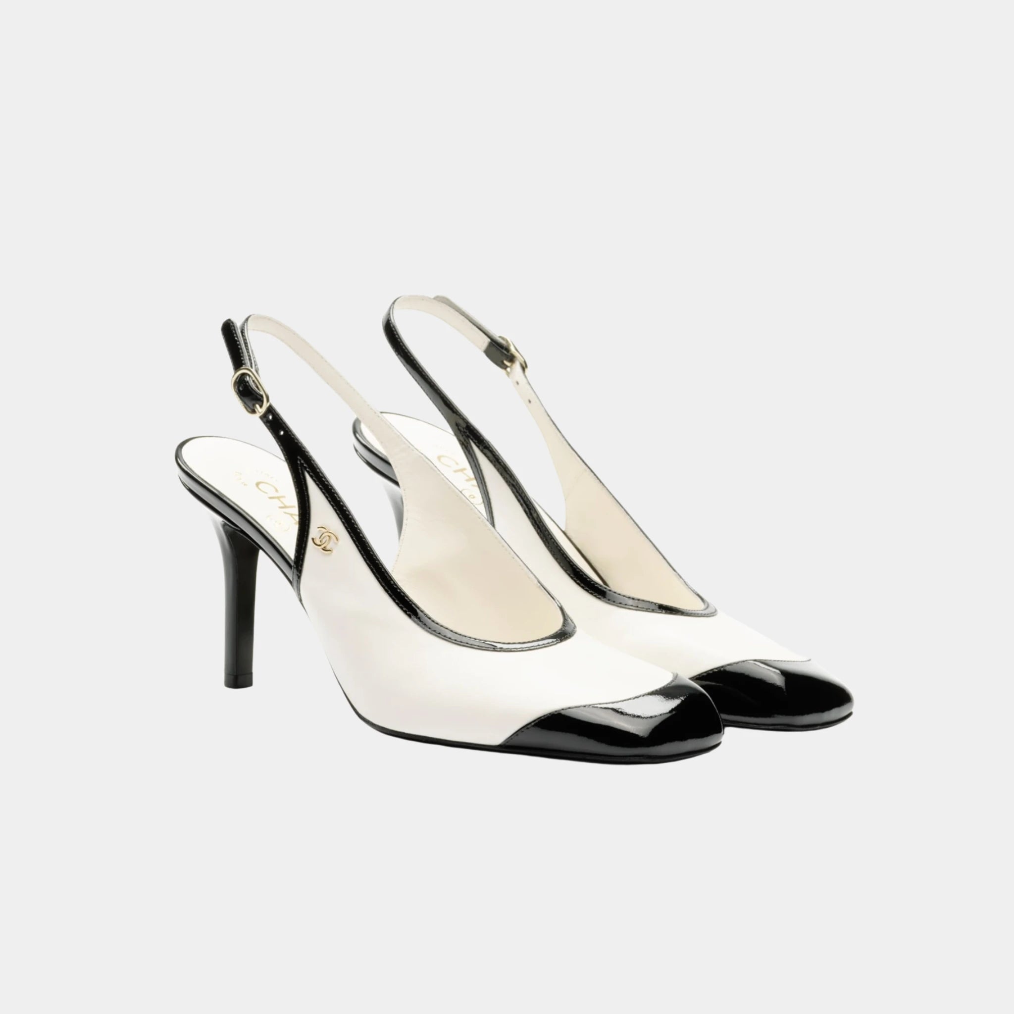 Chanel Slingbacks in Suede Kidskin & Patent Calfskin, White Black, Front