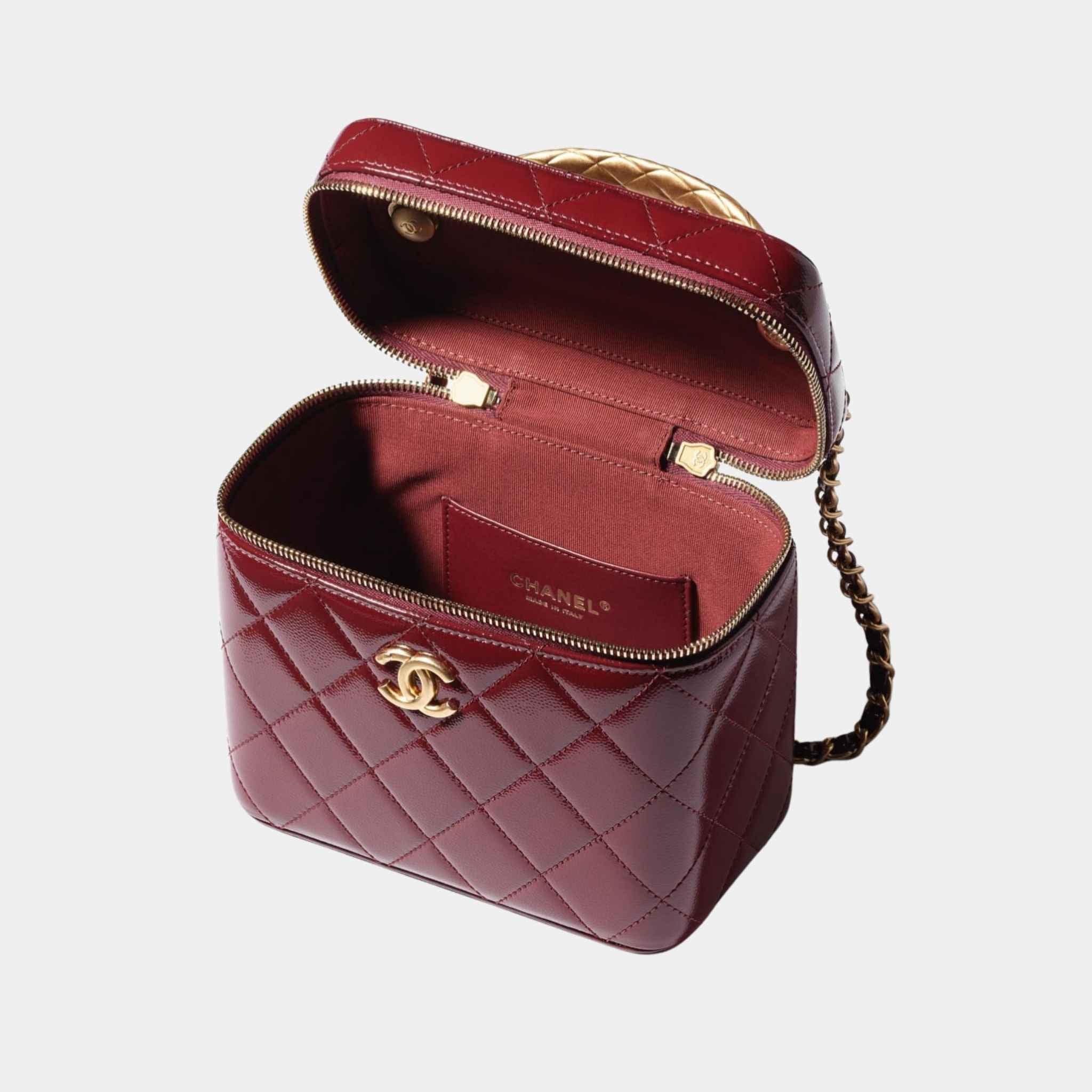 Chanel Small Vanity Case in Grained Patent Calfskin, Burgundy, Top View