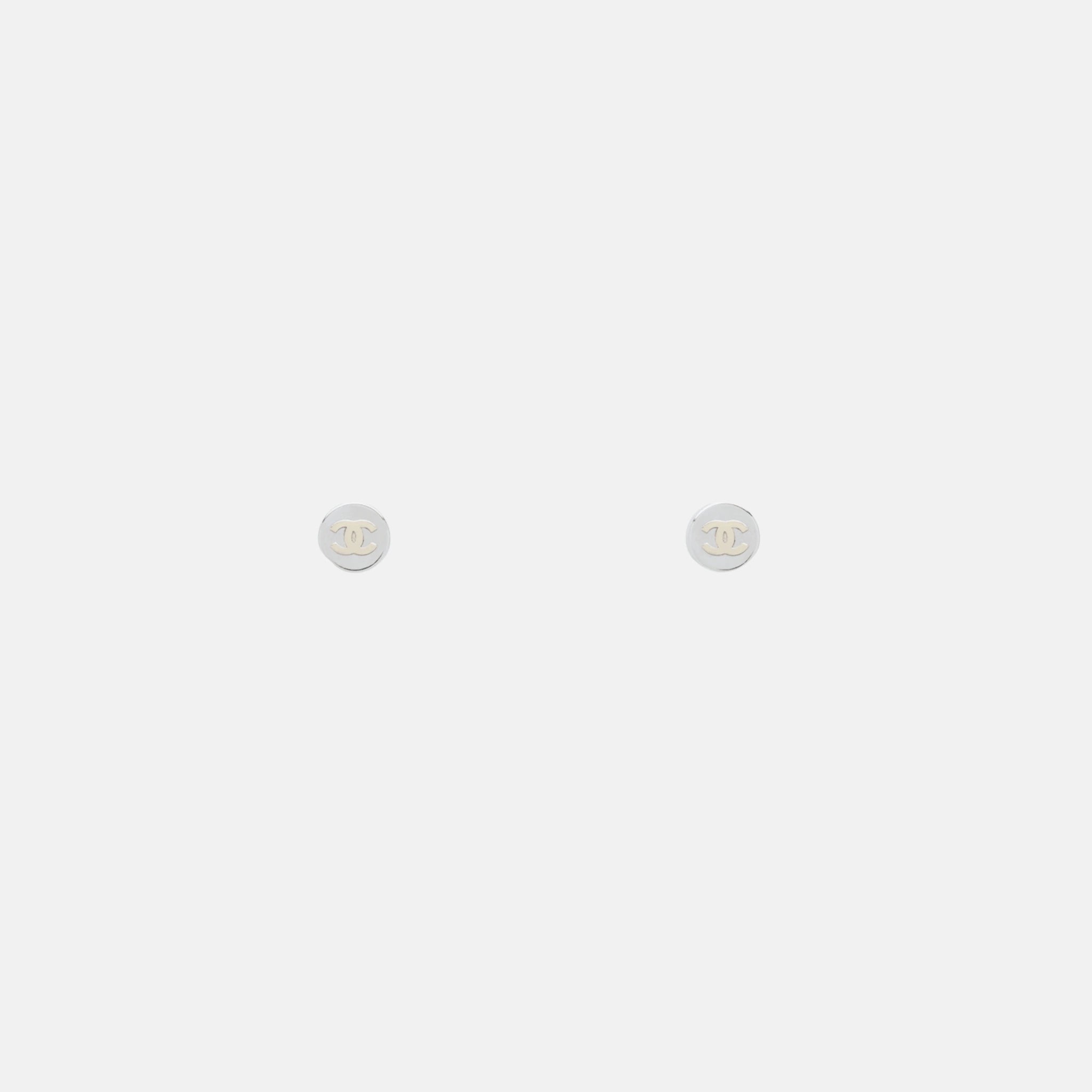 Chanel Stud Earrings in Silvery Metal