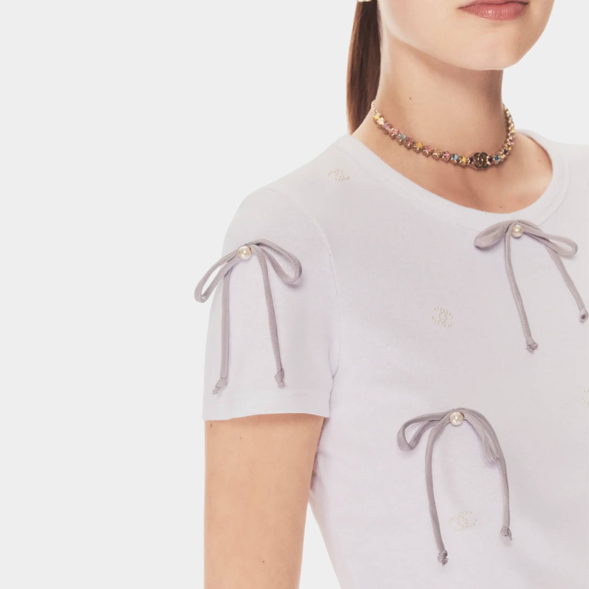 Chanel T-Shirt Embroidered Cotton Jersey White & Light Gray, Side