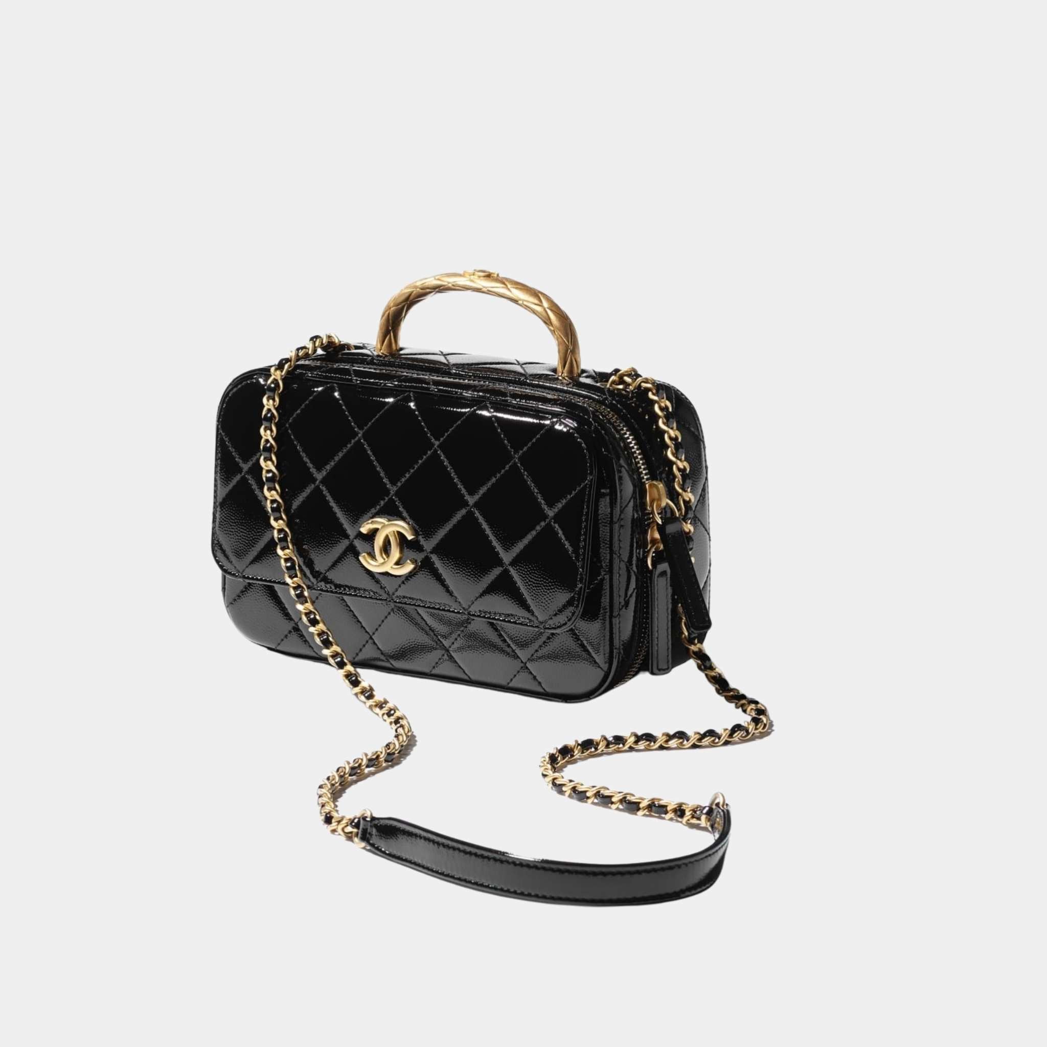 Chanel Vanity Case in Grained Patent Lambskin, Black, Side