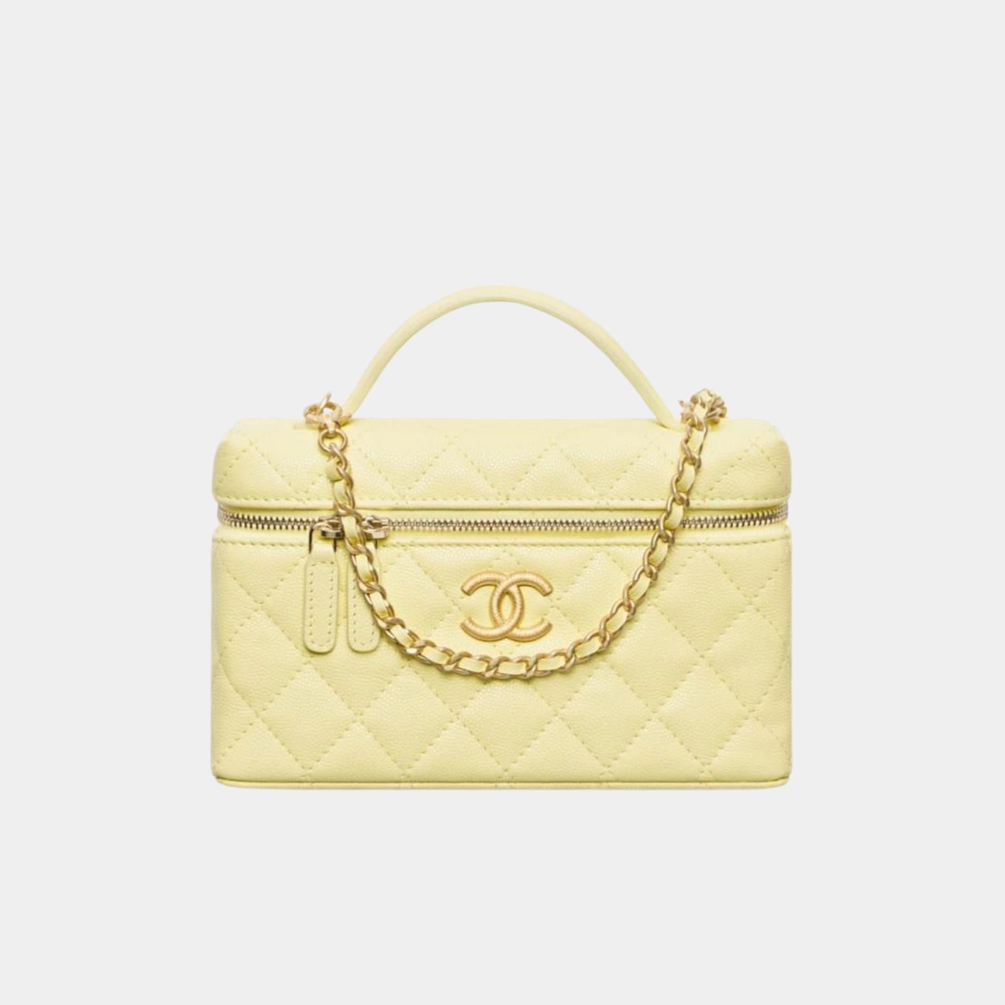 Chanel Vanity with Chain in Grained Shiny Calfskin, Light Yellow