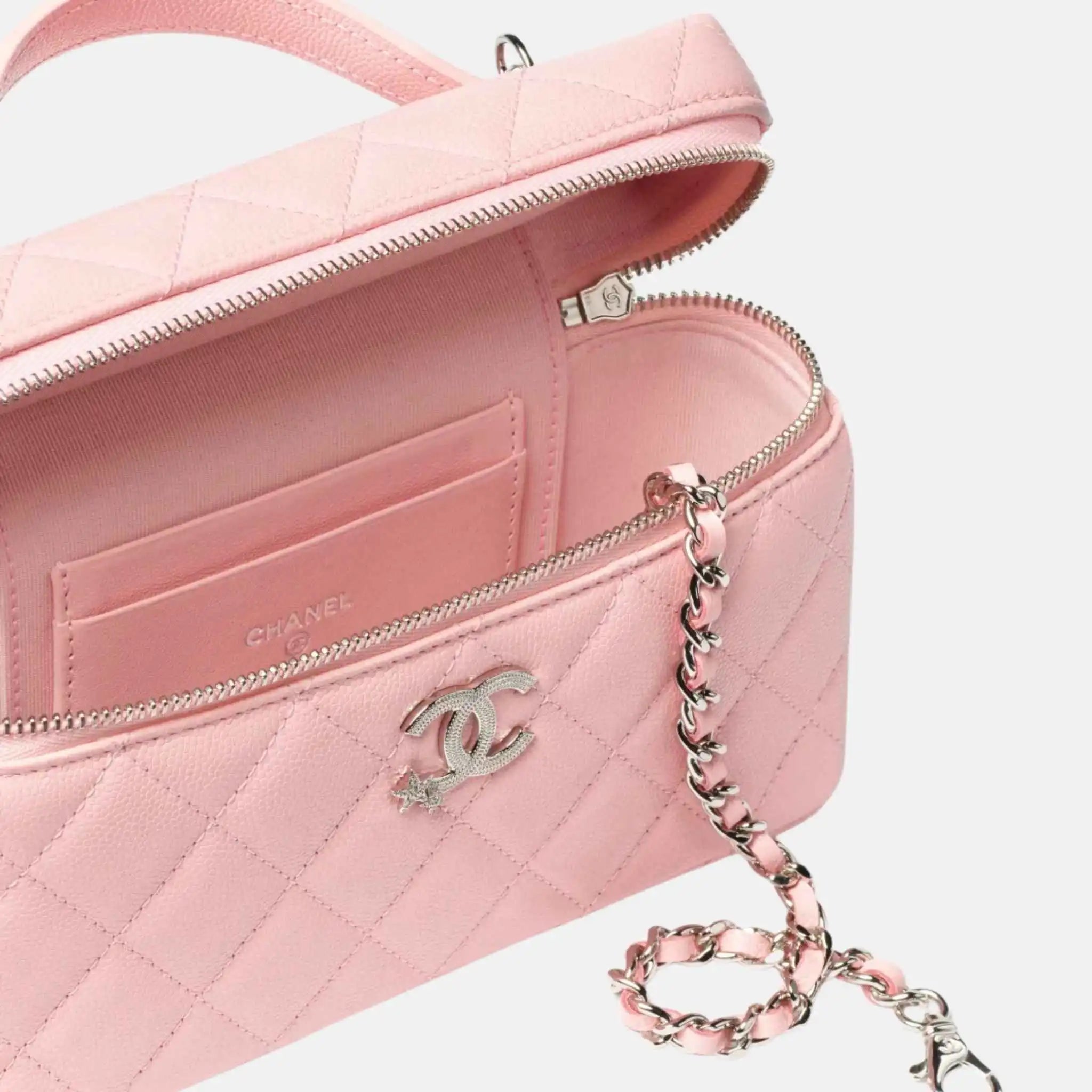 Vanity With Chain Shiny Grained Calfskin Light Pink