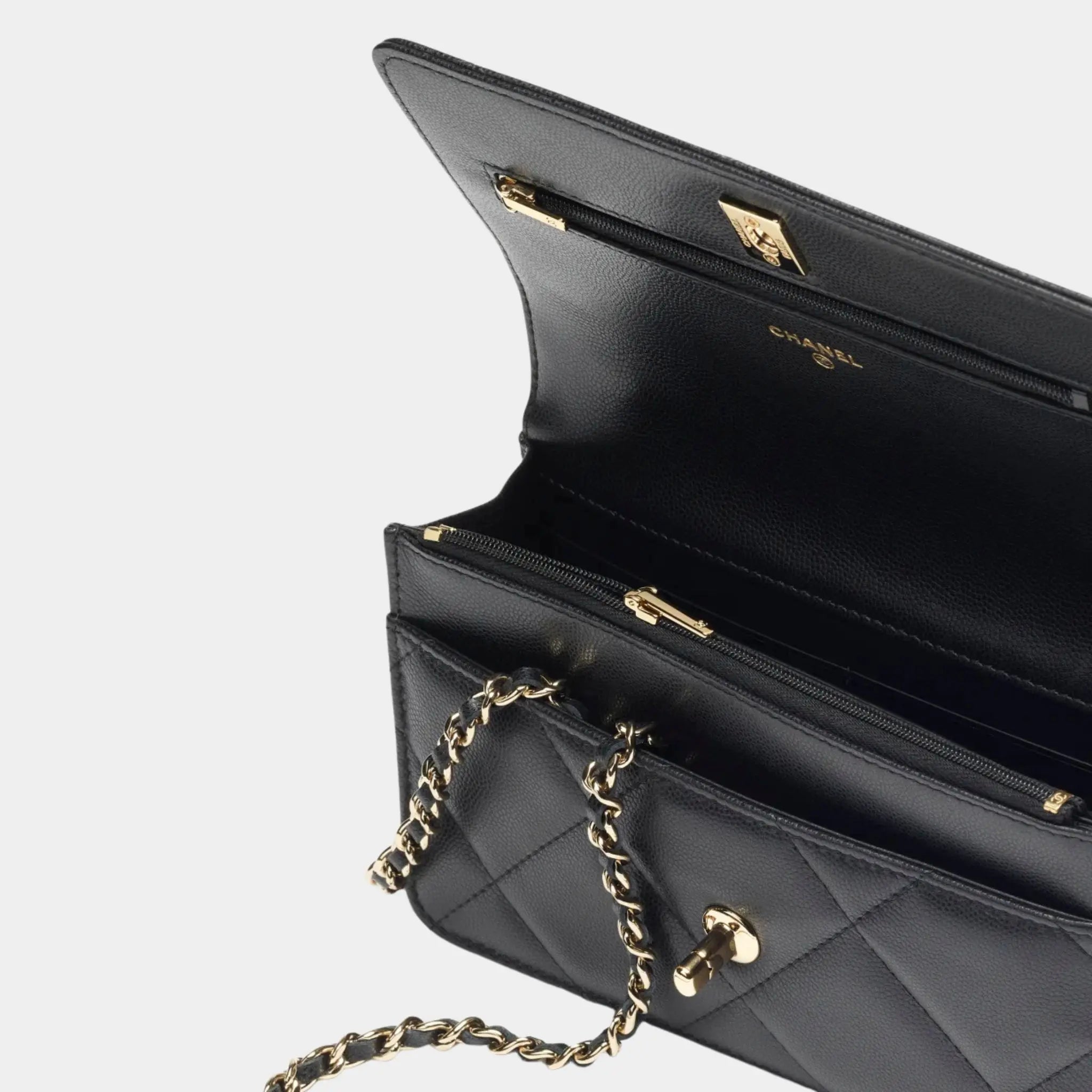 Chanel Wallet On Chain Shiny Grained Calfskin & Gold Metal Black, Interior