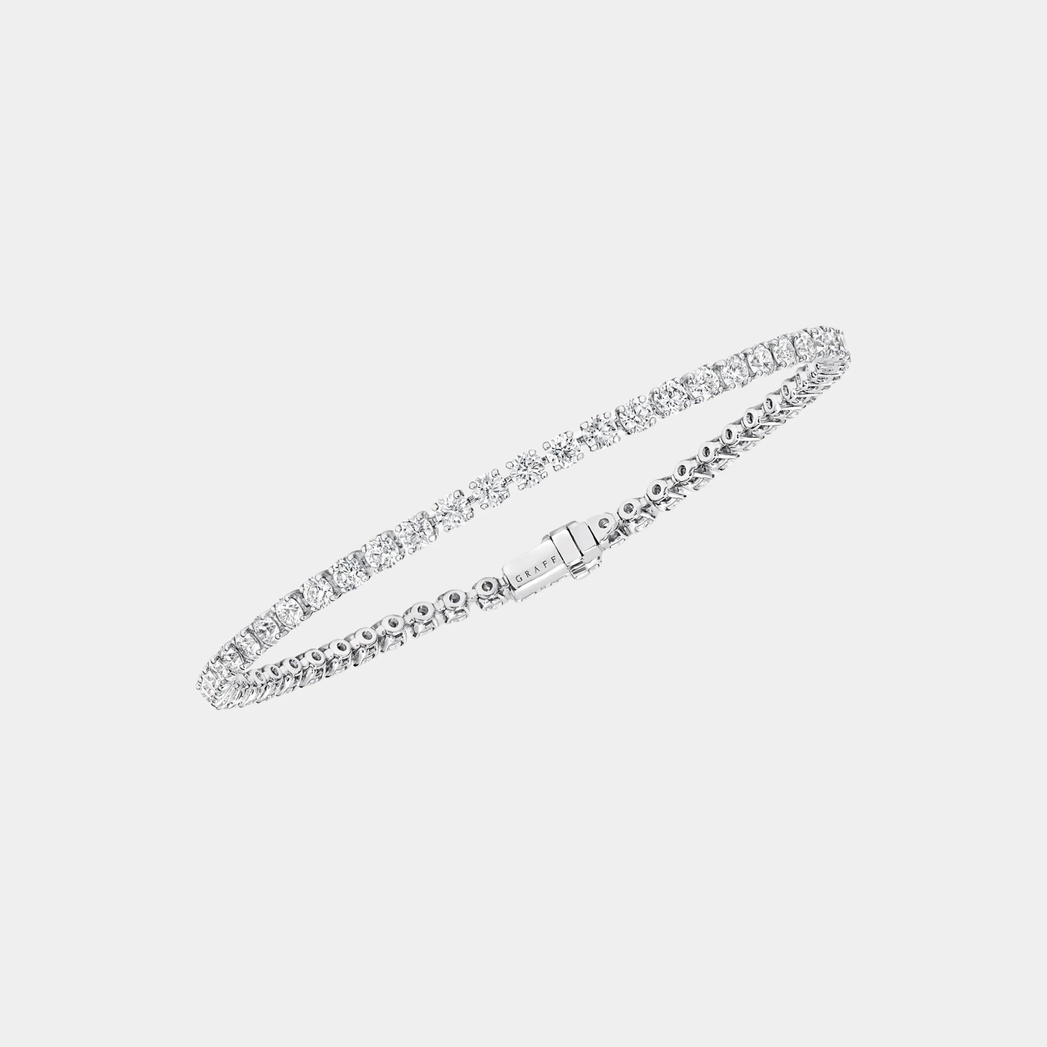 Classic Graff Round Diamond Slim Bracelet, Front
