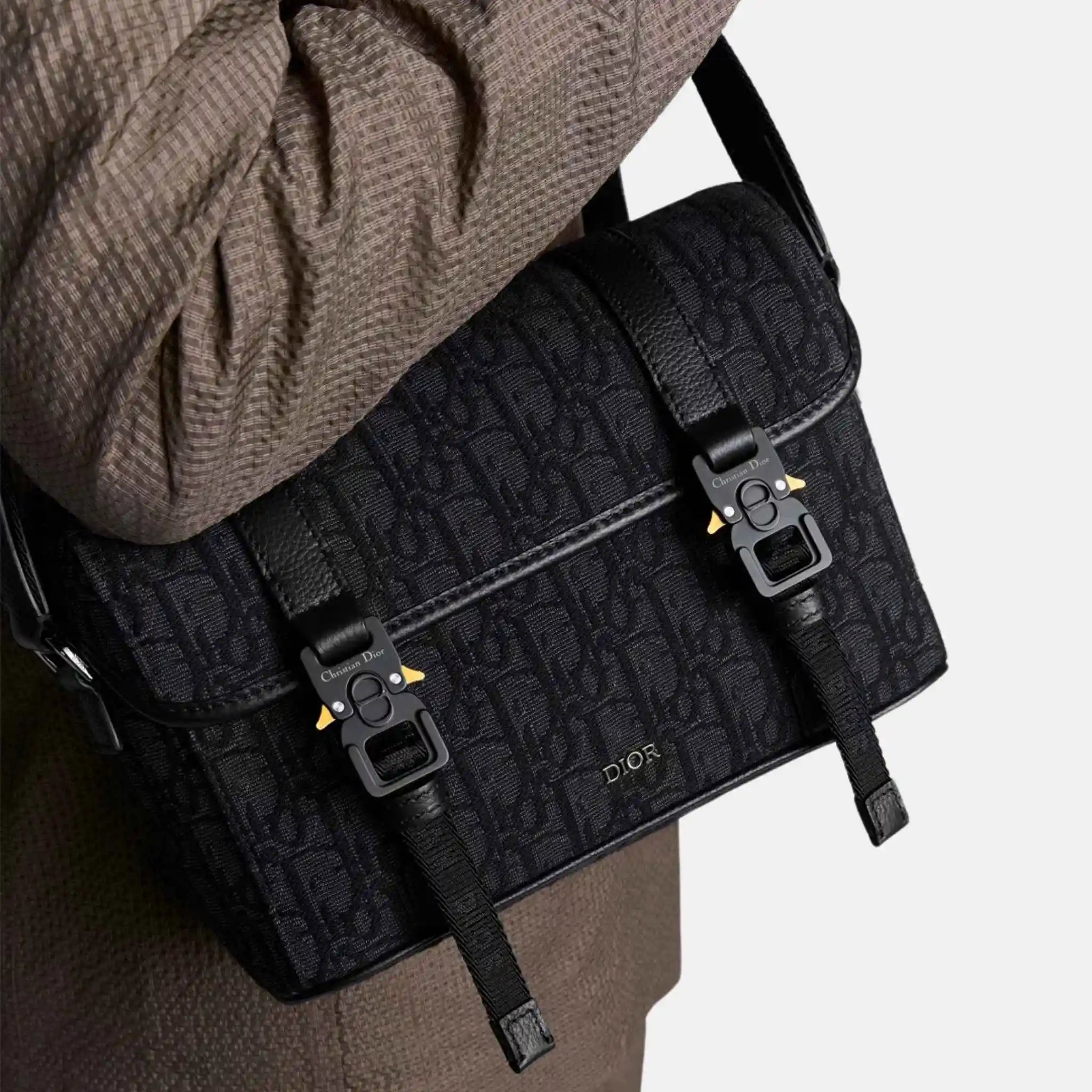 Dior Hit The Road Messenger Bag In Grained Calfskin, Black, Inside