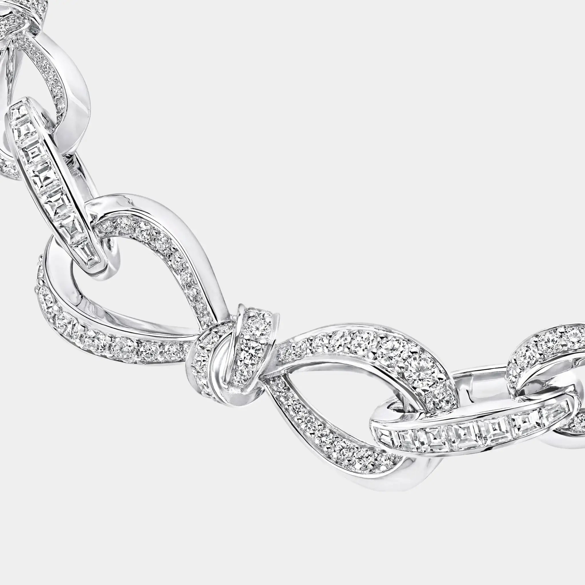 Graff Tildas Bow Diamond Link Necklace White Gold, Close