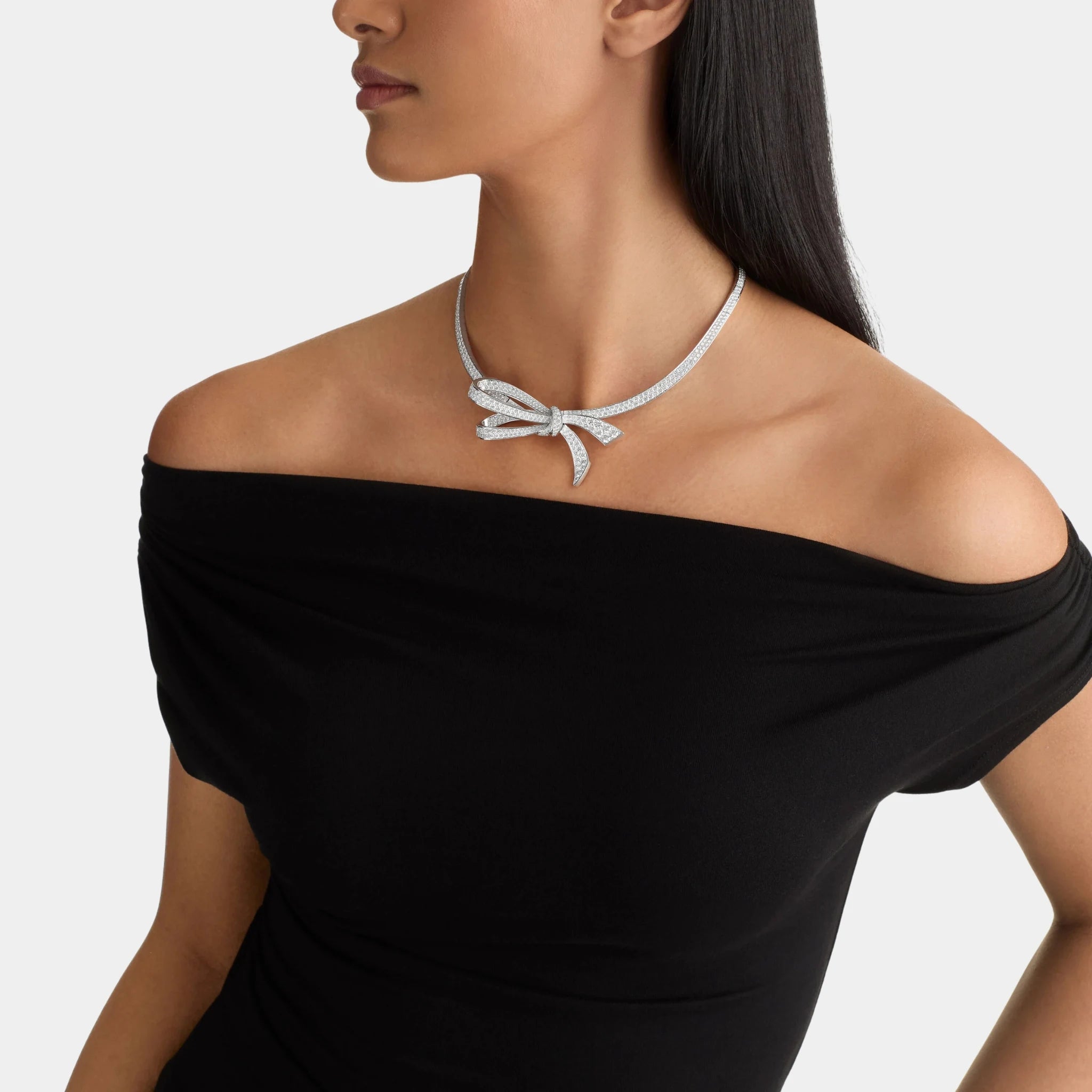 Graff Tildas Bow Diamond Necklace, Model