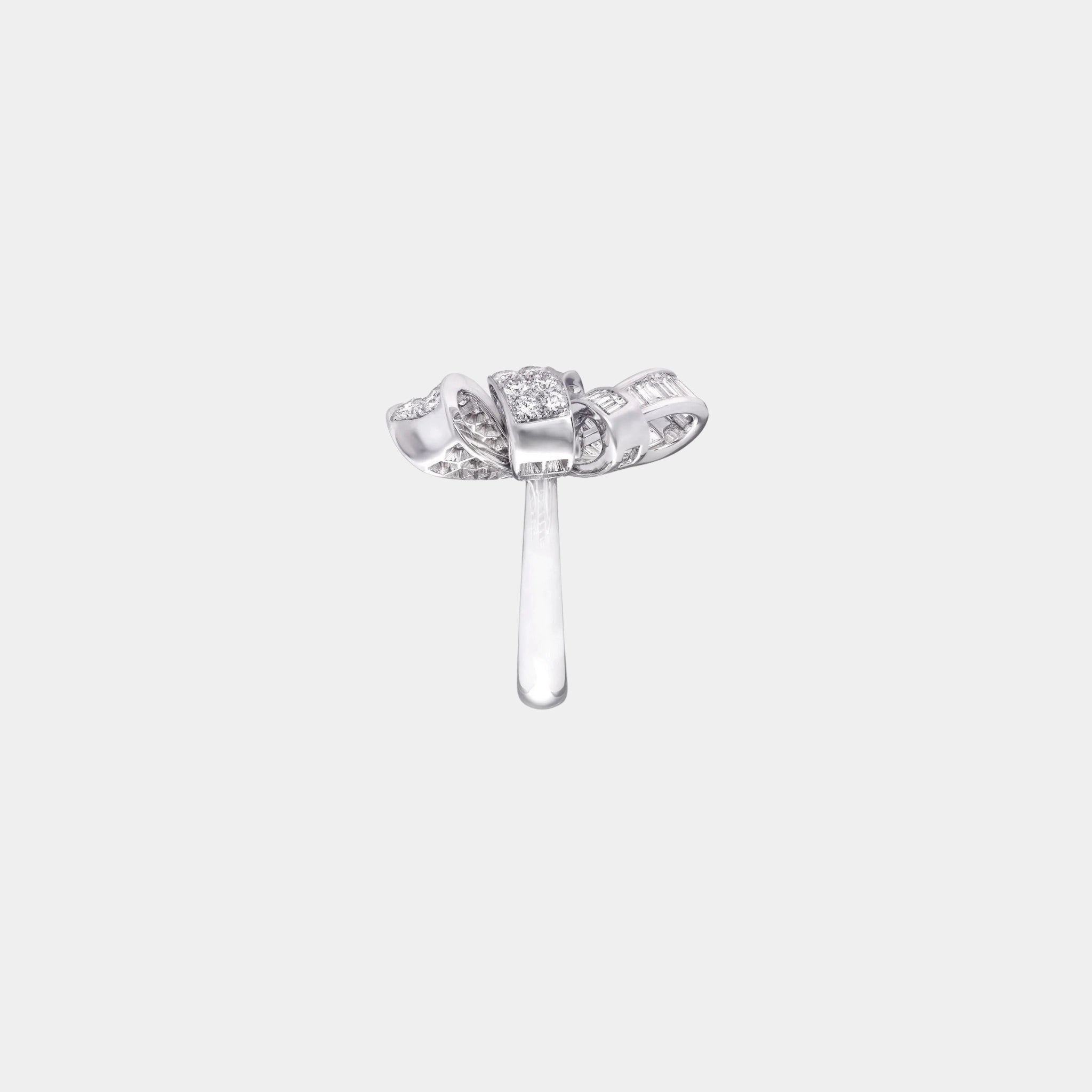 Graff Tildas Bow Double Knot Diamond Ring, Side