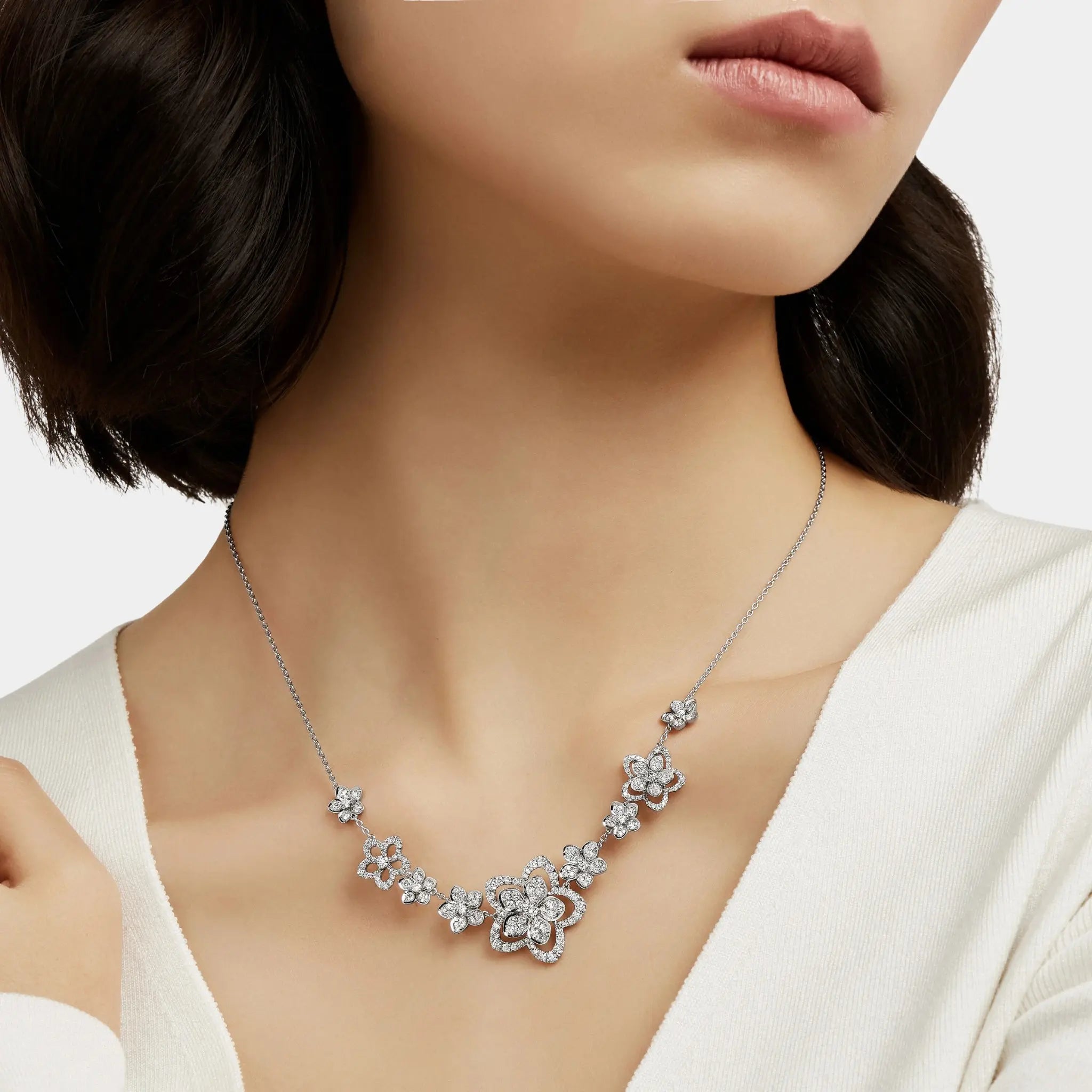 Graff Wild Flower Multi Diamond Necklace, Model