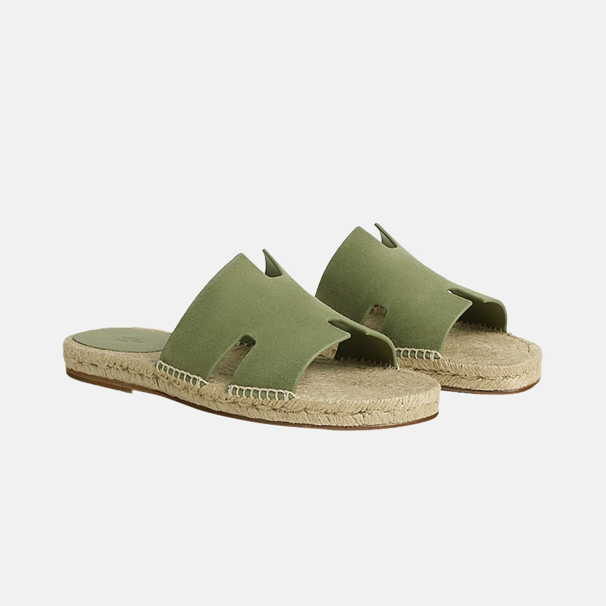 Hermes Antigua Suede Goatskin Espadrille, Vert Celadon, Front