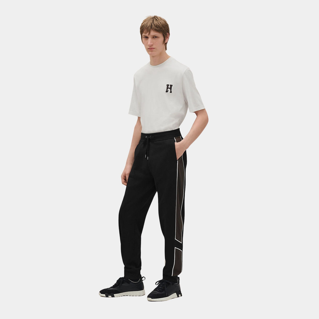 Hermes Capsule Sport Jogging Pants, Noir, Model, Front