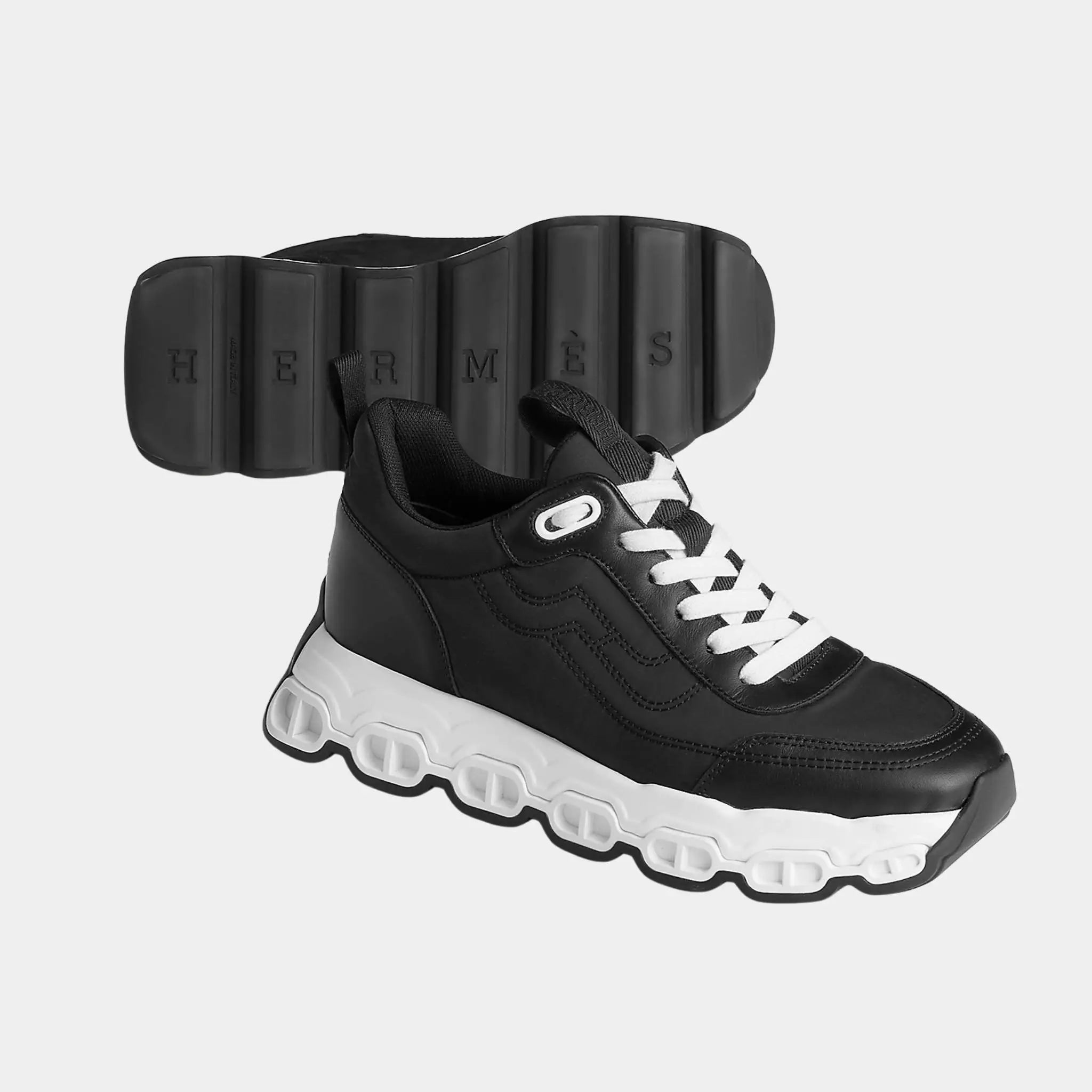 Hermes Impulse Sneakers in Parachute Fabric and Calfskin, Noir, Front