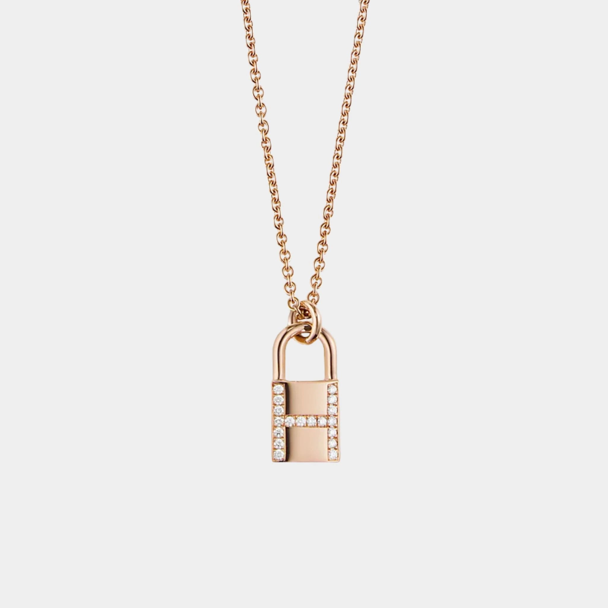 Kelly Padlock Pendant Rose Gold - Diamonds, Front, Closeup