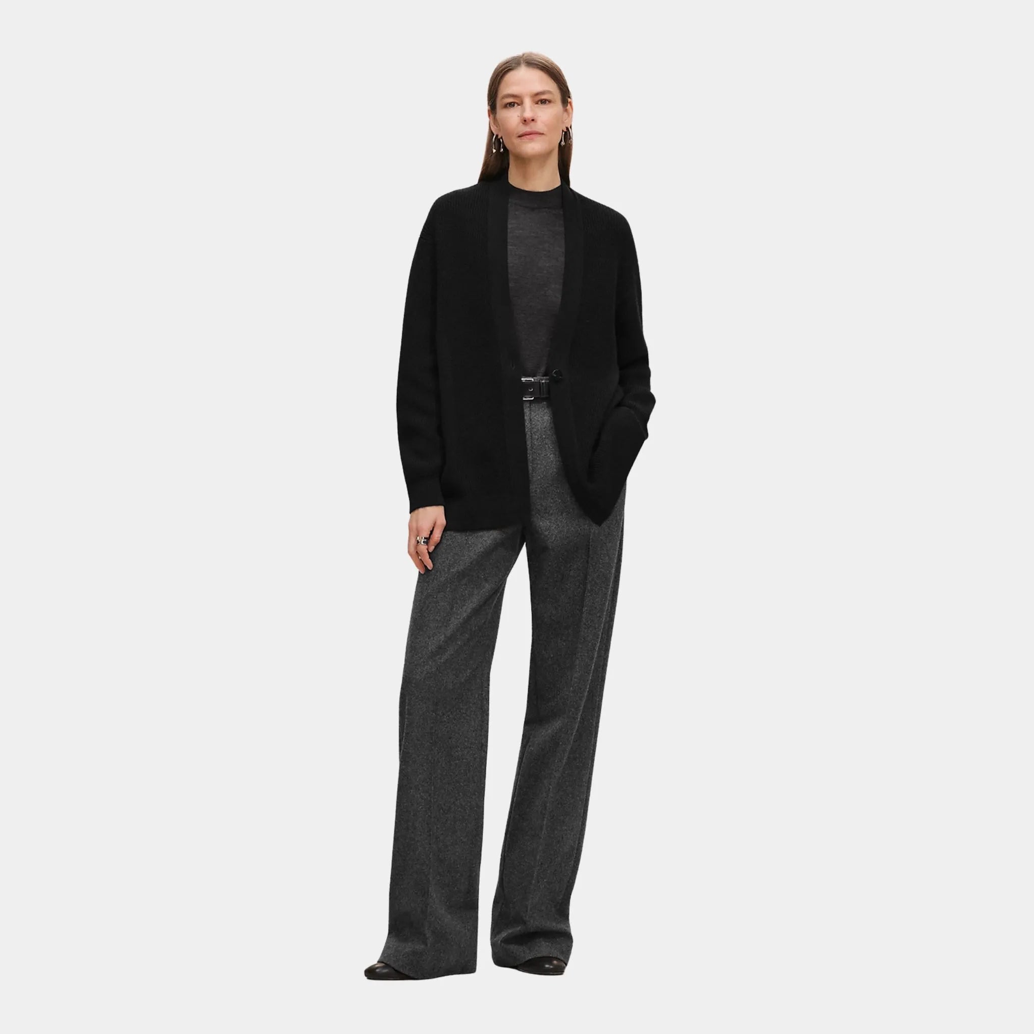 Hermes Long Cardigan in Plain Scottish Cashmere, Noir, Front