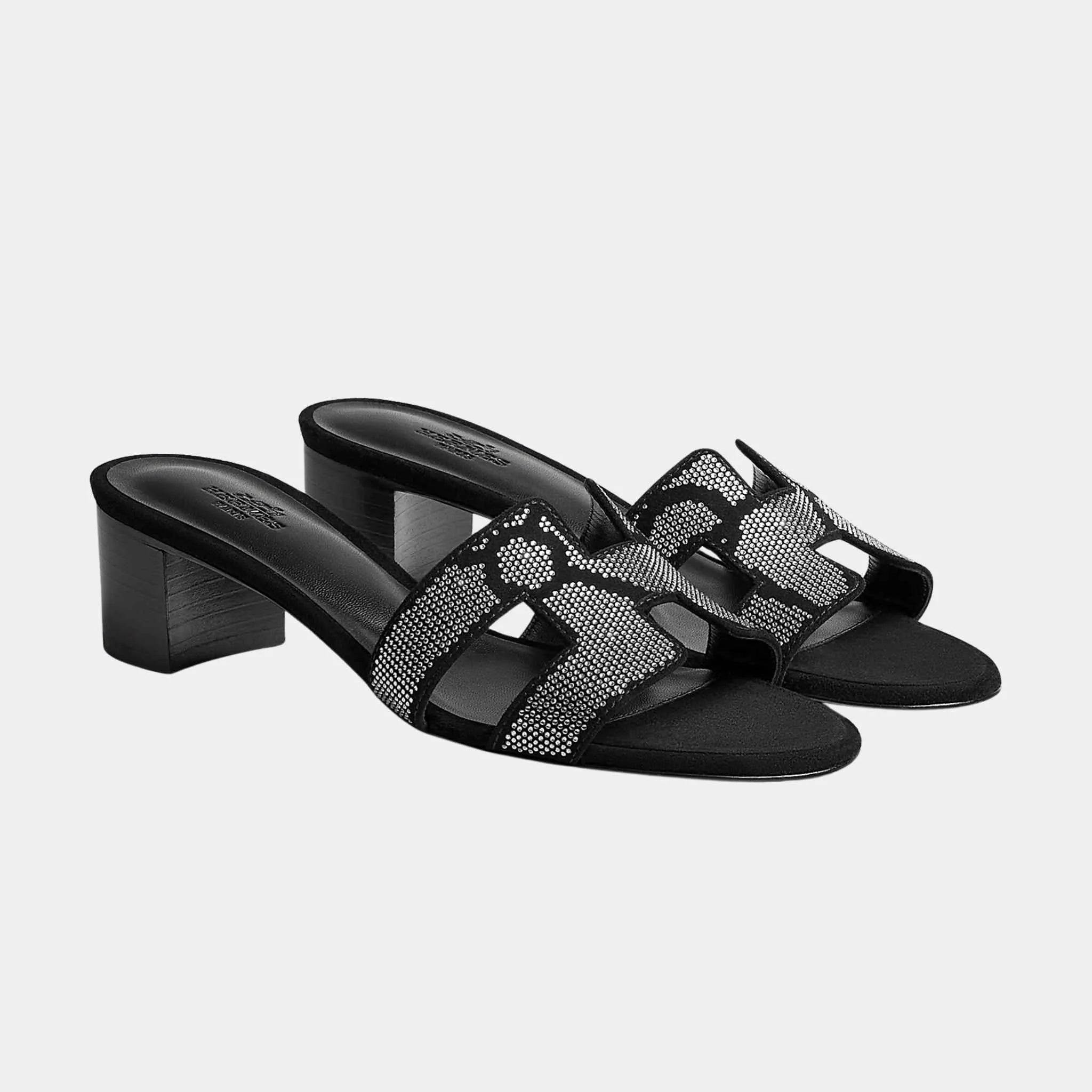 Hermes Oasis Sandals in Suede with Figure Artistique Motif, Noir, Crystal, Front