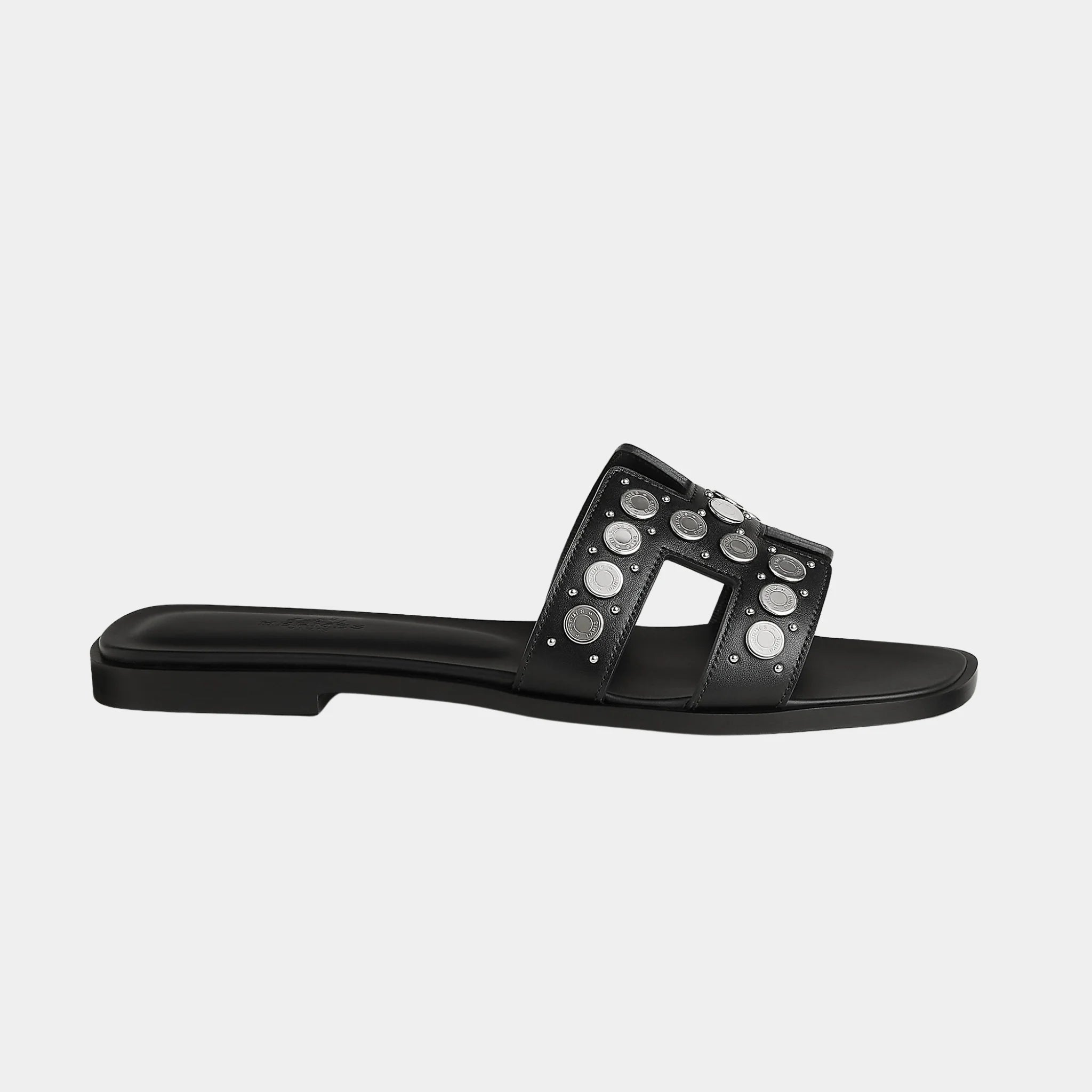 Hermes Oran Sandal in Calfskin with Clou de Selle Studs, Noir, Side