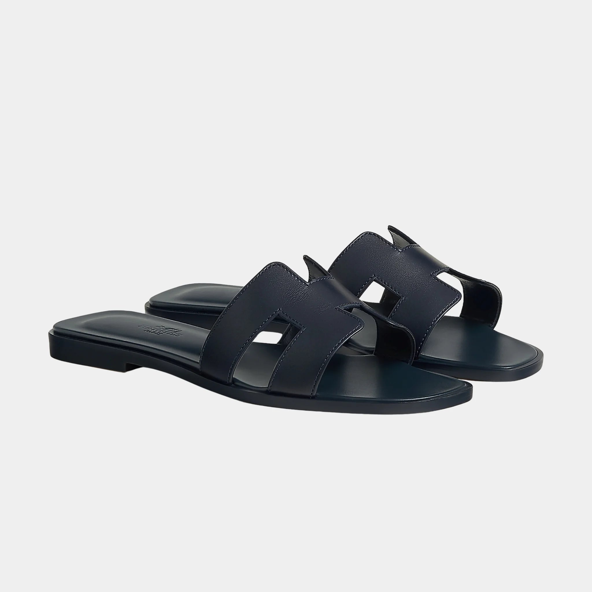 Hermes Oran Sandals In Calfskin, Marine, Front