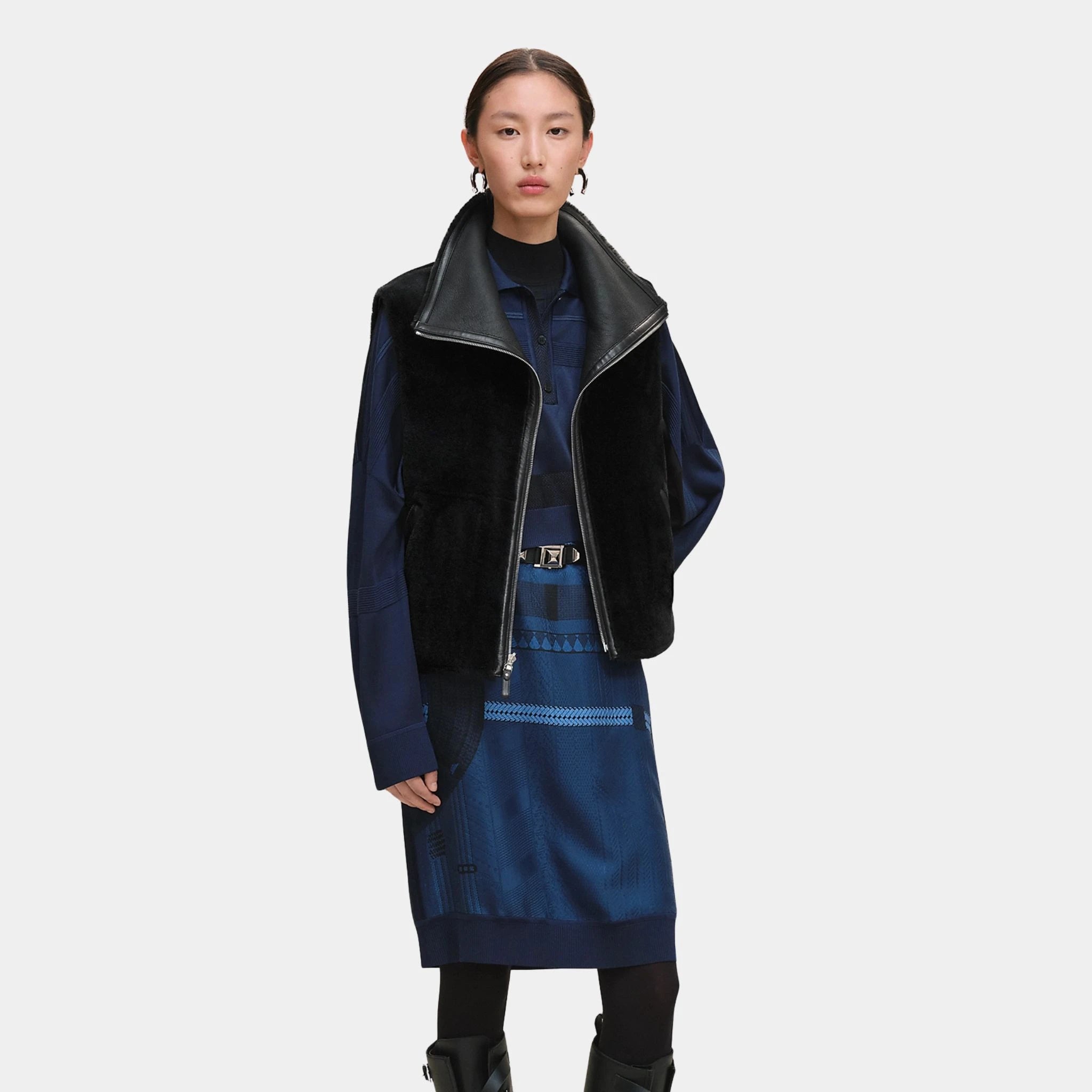 Hermes Reversible Sleeveless Jacket in Smooth Sheepskin, Noir, Reverse, Front