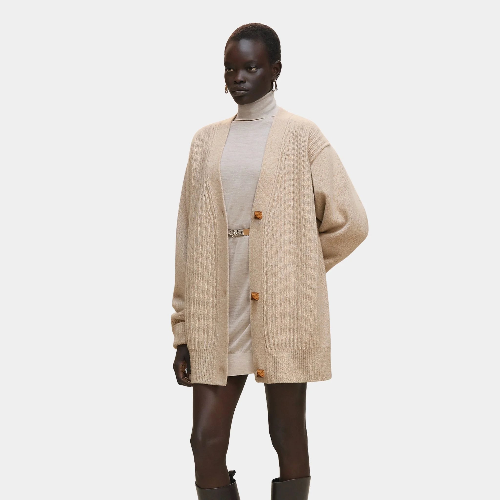 Hermes Thick Long-sleeved Cardigan in Scottish Wool, Beige Camel, Front