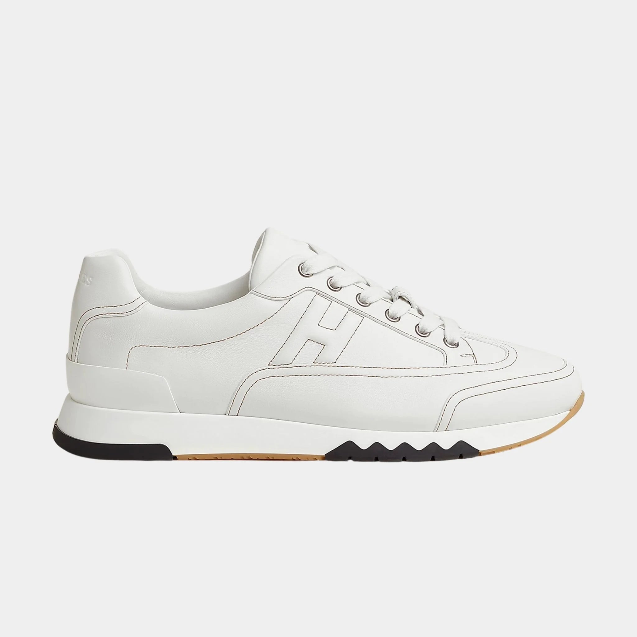 Hermes Trail Sneaker in Calfskin , Blanc, Side