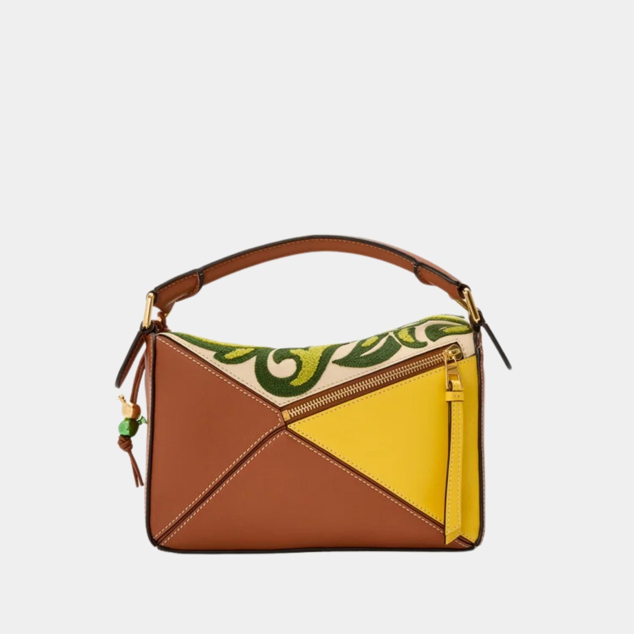 Loewe Puzzle 10 William De Morgan Re-edition Bag in Classic Calfskin, Back