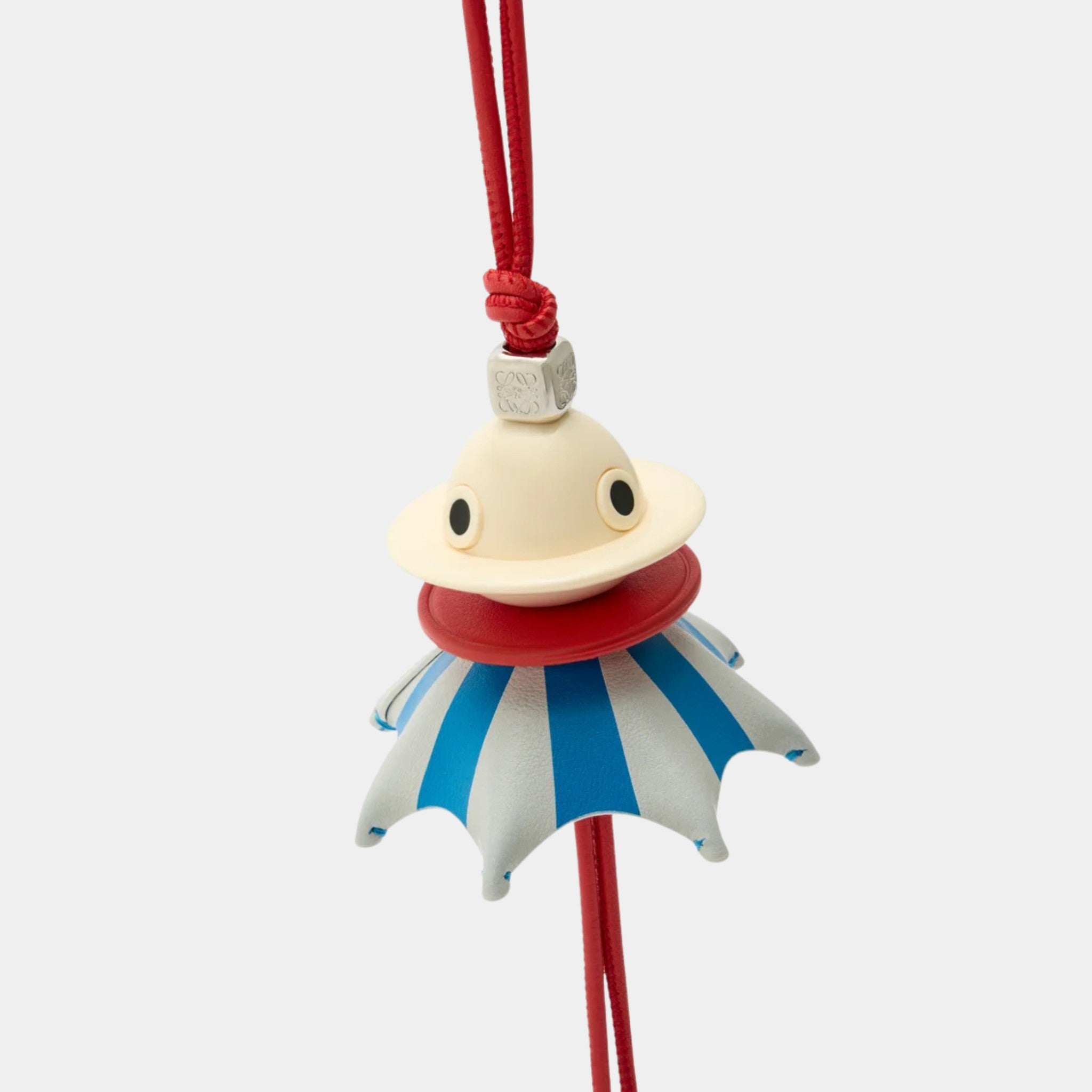 Loewe UFO Puzz Charm, Close