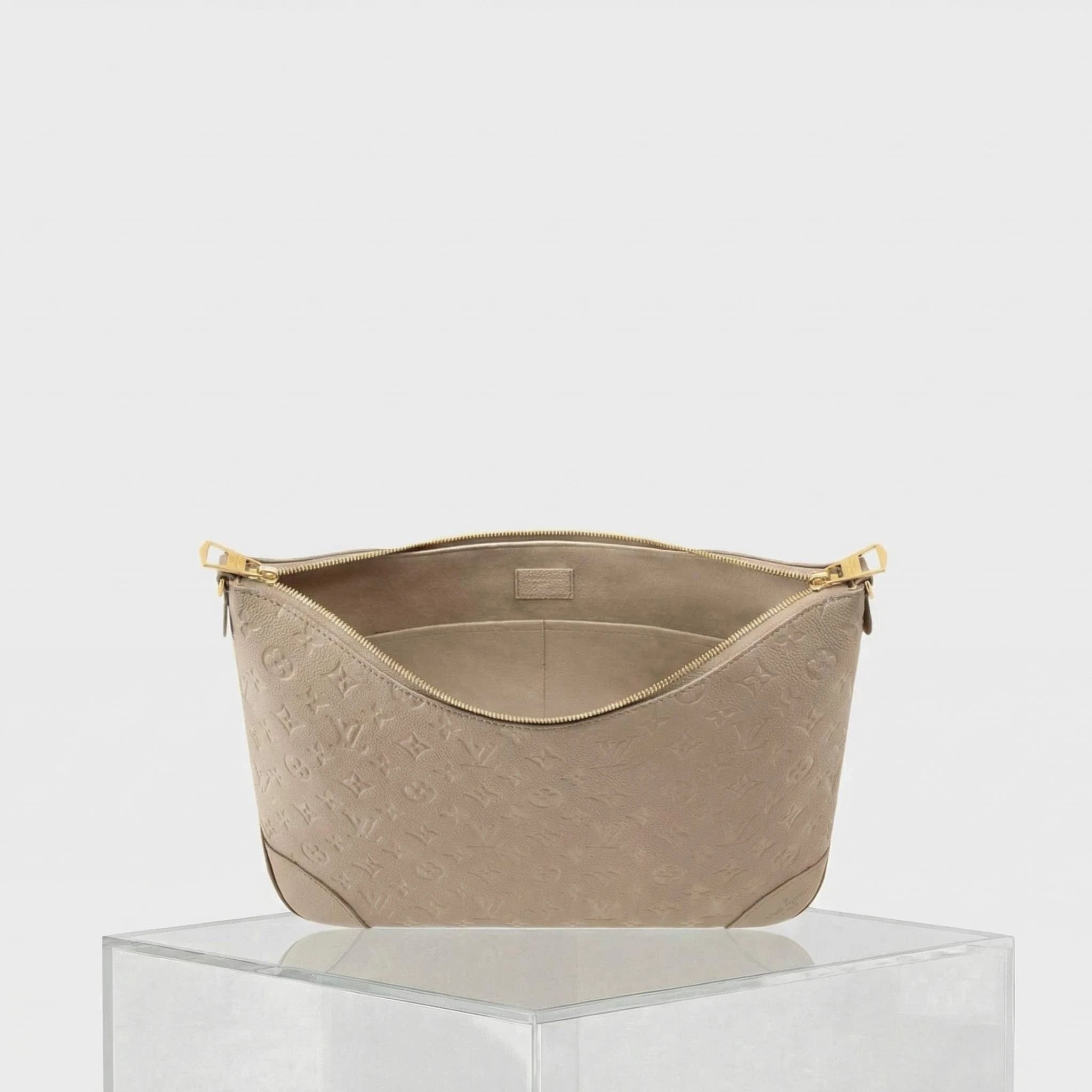Louis Vuitton Boulogne GM Bag, Naturel, Inside