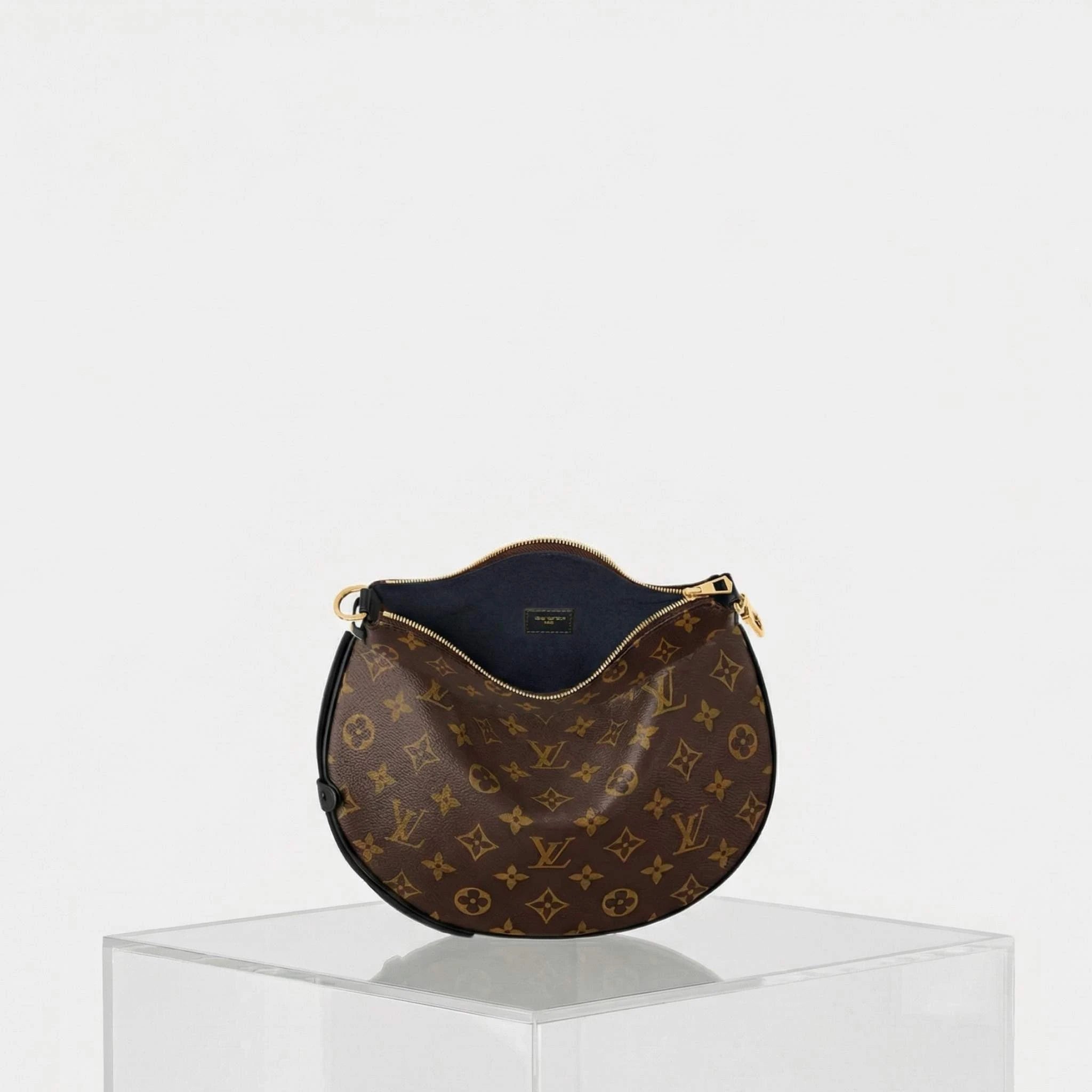Louis Vuitton Cookie BB Bag, Inside