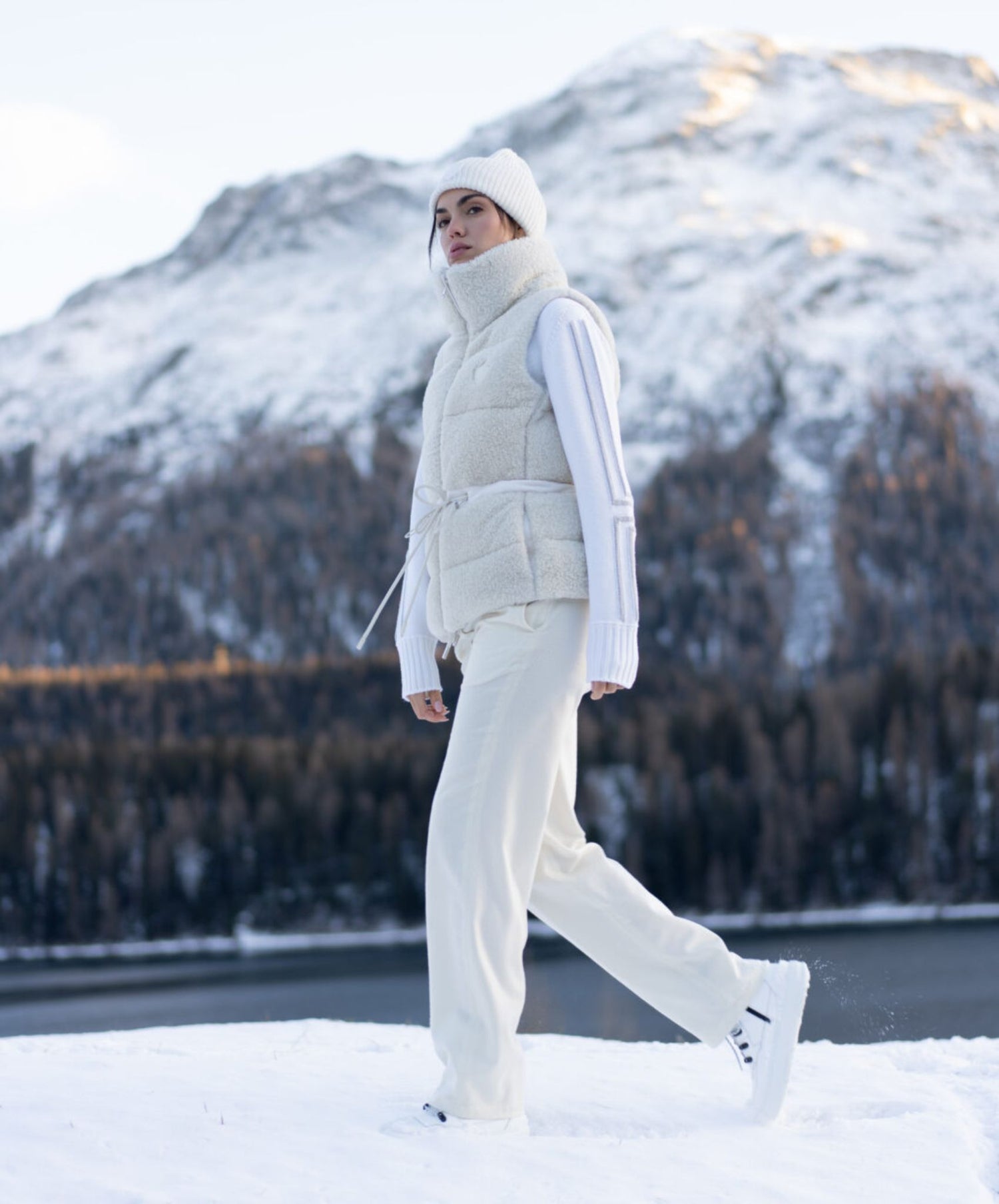 Ogier Women Collection , Model View