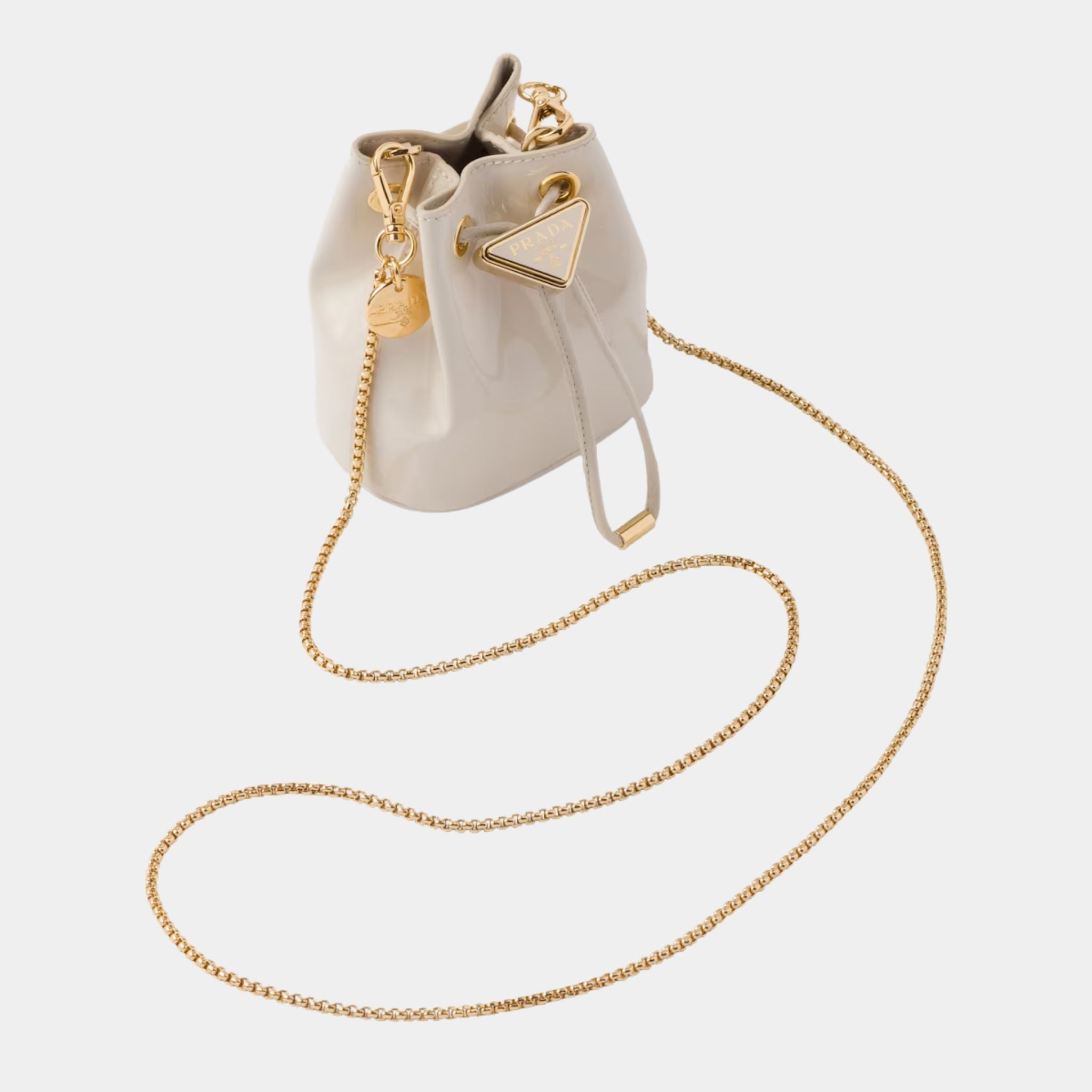 حقيبة Mini Pouch من الجلد اللامع